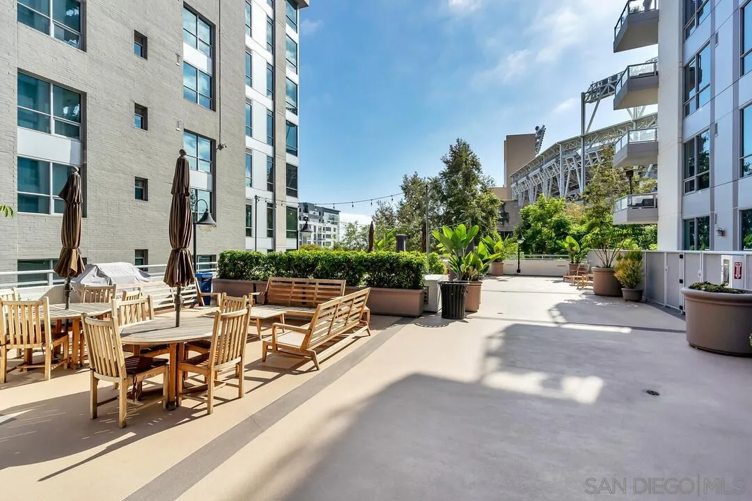 https://cdn.realtyfeed.com/cdn/127/250042595/689a657c94e506c4e88007ee773037b8.webp