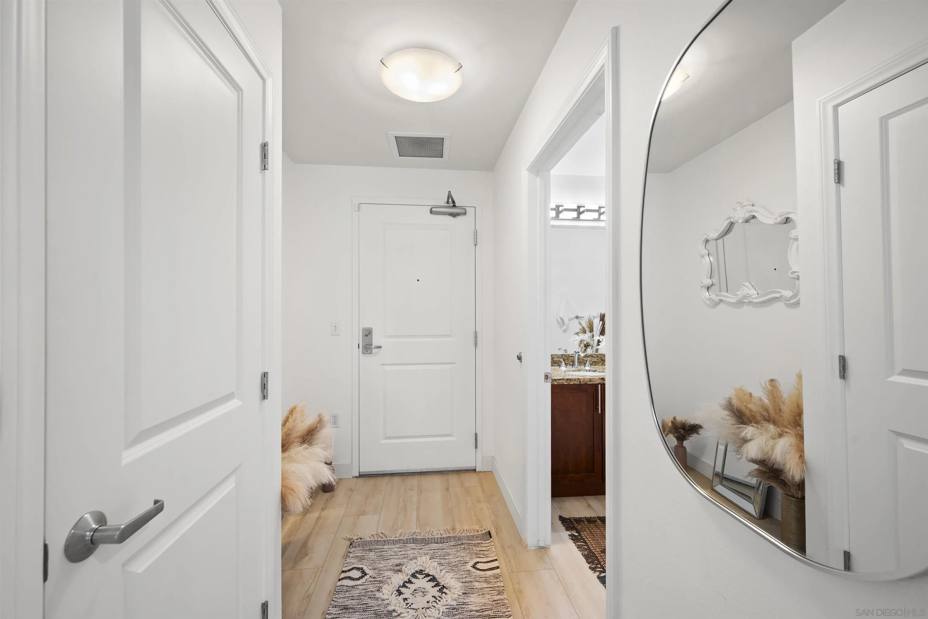 https://cdn.realtyfeed.com/cdn/127/250042595/d19746e1bbf151650b4b684aa03755a1.webp