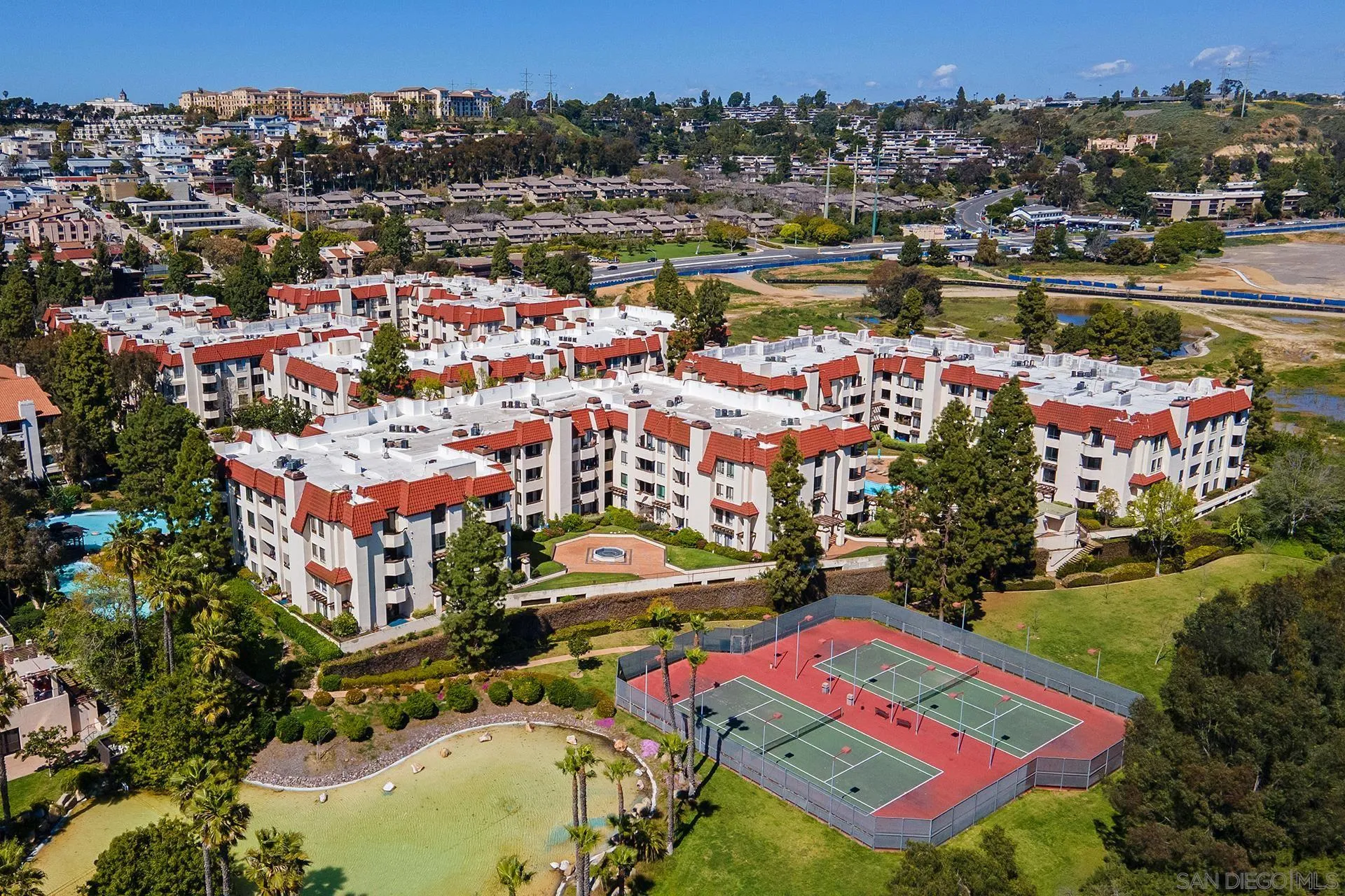 Photo #25: 250042598 Listing: Photo #25