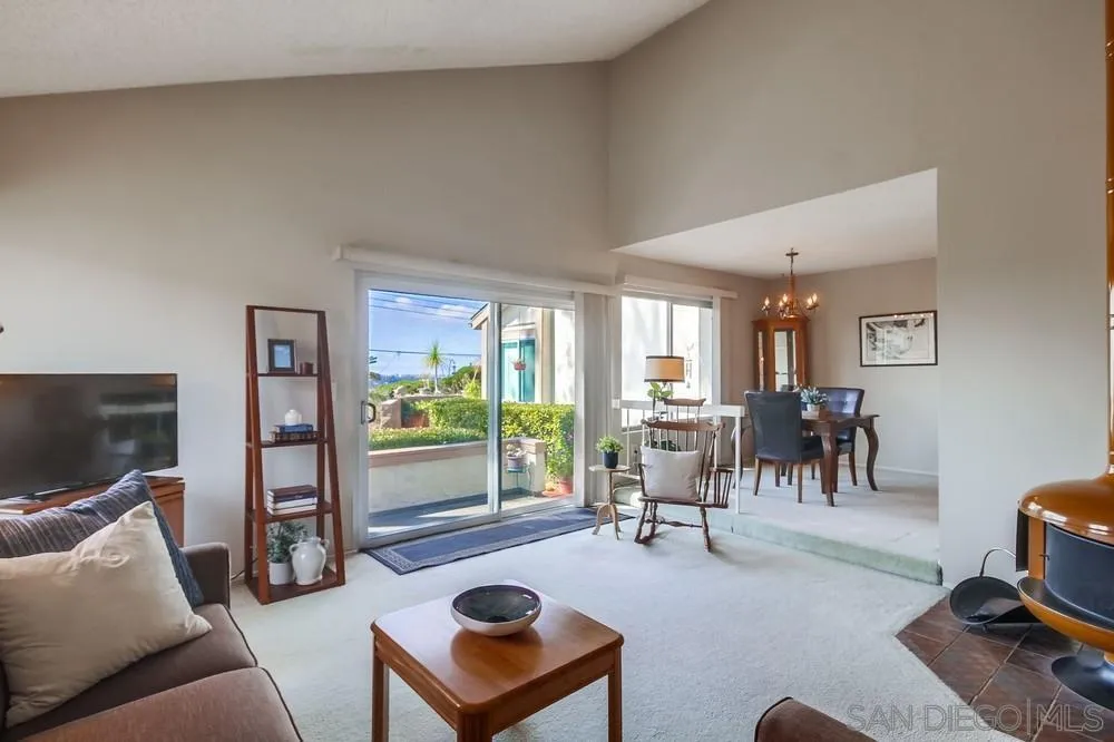 https://cdn.realtyfeed.com/cdn/127/250042600/666dd6c80ea8fdf81bbbf9aae46d63b0.webp