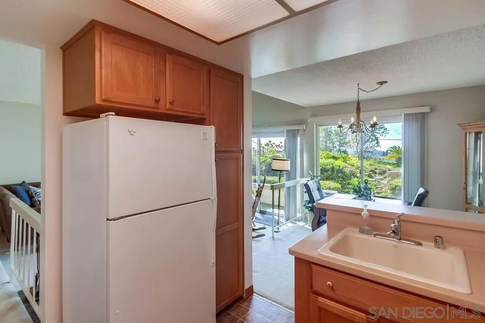 https://cdn.realtyfeed.com/cdn/127/250042600/8550dff331f24ffca9dc2bc5e3cc5d80.webp