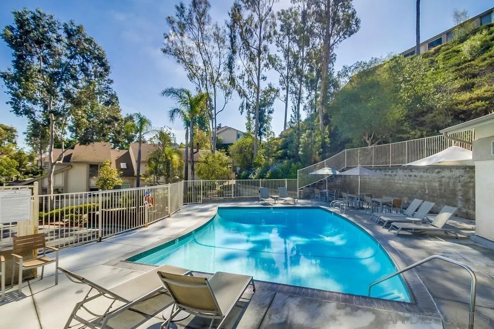 https://cdn.realtyfeed.com/cdn/127/250042600/9e9cef3ce88dfd4bb6f130e7c5646e21.webp