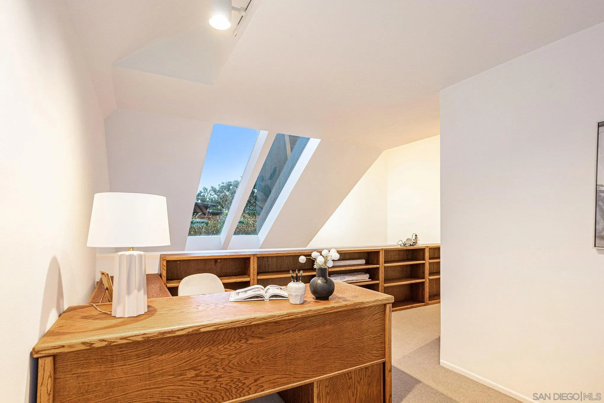 https://cdn.realtyfeed.com/cdn/127/250042604/3de24de2a3d7a82e5becc0a2871adb9b.webp