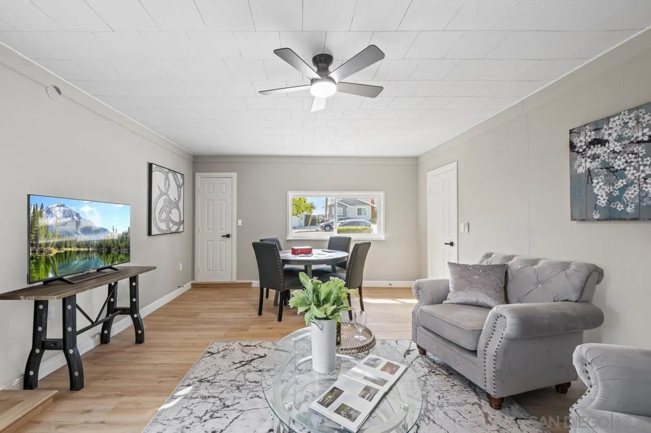 https://cdn.realtyfeed.com/cdn/127/250042615/b8e26dd2aedbcd05dd594b75625156ab.webp