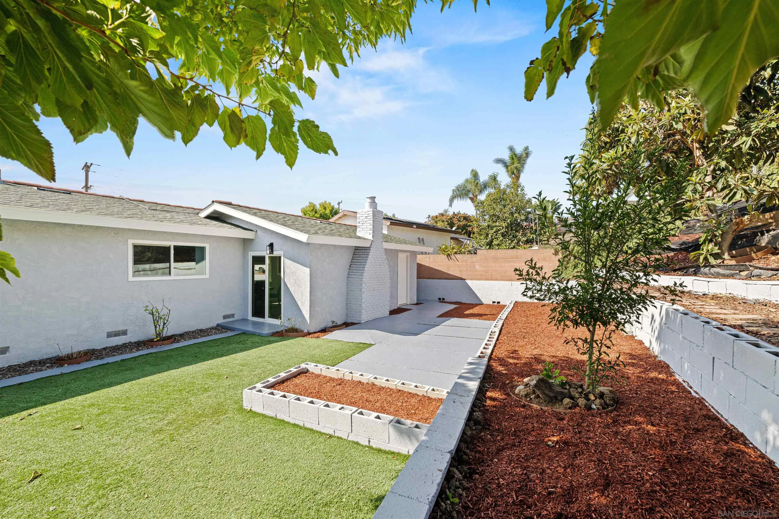 https://cdn.realtyfeed.com/cdn/127/250042615/d7f37451632c6d0860da8f36a738c194.webp