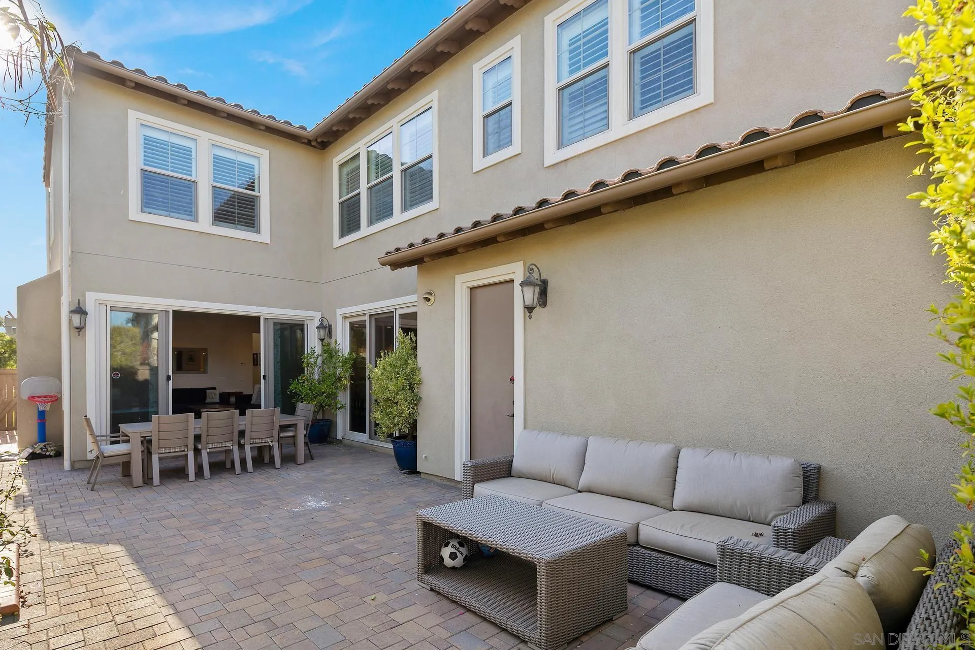 https://cdn.realtyfeed.com/cdn/127/250042618/26045a2e715ca44cb4383b20c31d0844.webp