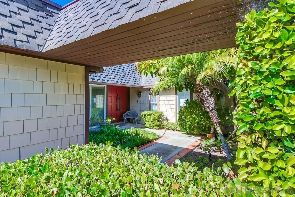 https://cdn.realtyfeed.com/cdn/127/250042622/52b8c580a3df96a9b4fc68c6132a4560.webp