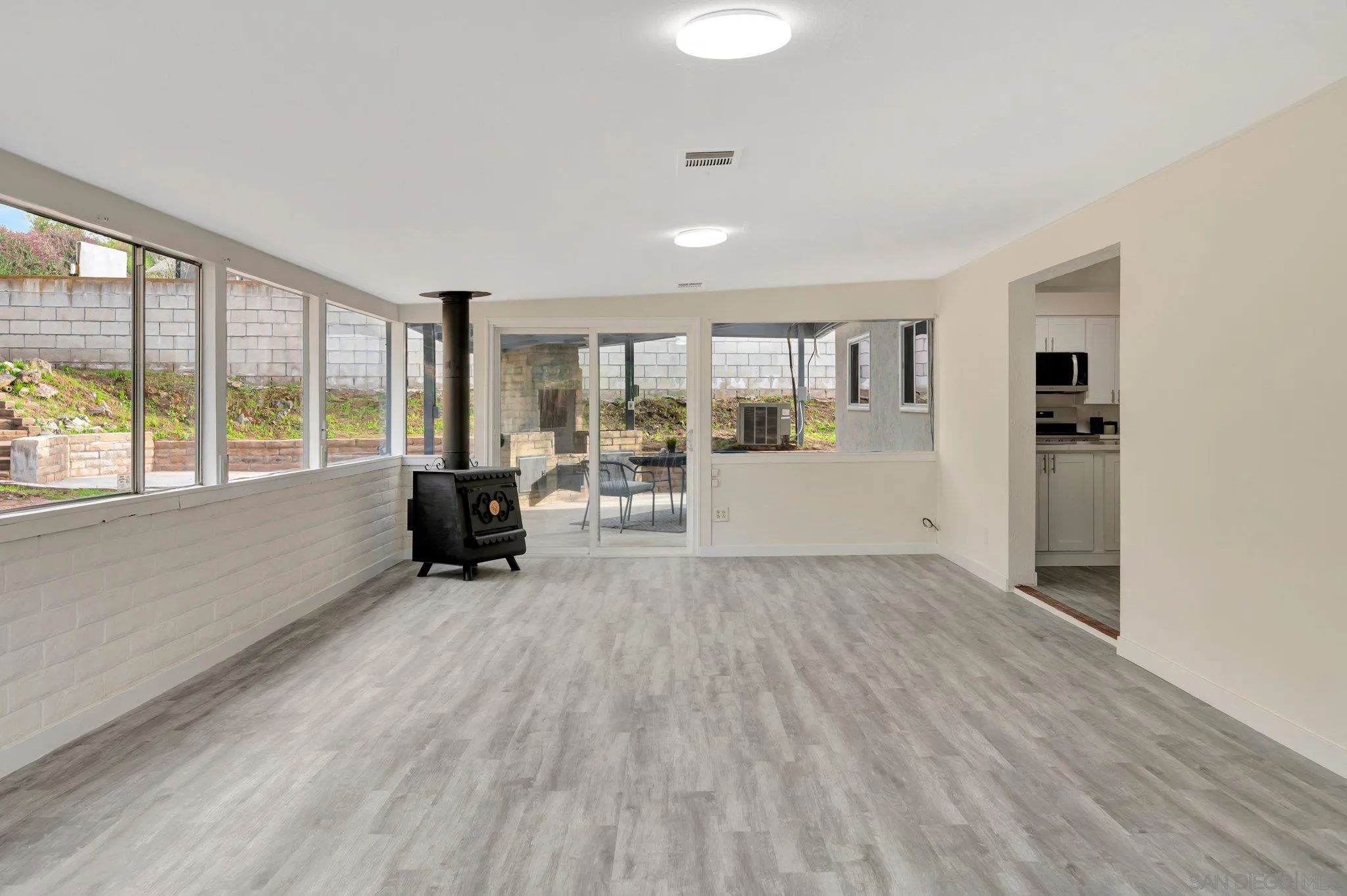 https://cdn.realtyfeed.com/cdn/127/250042624/3158b3f6376019422907da4c8941cac5.webp