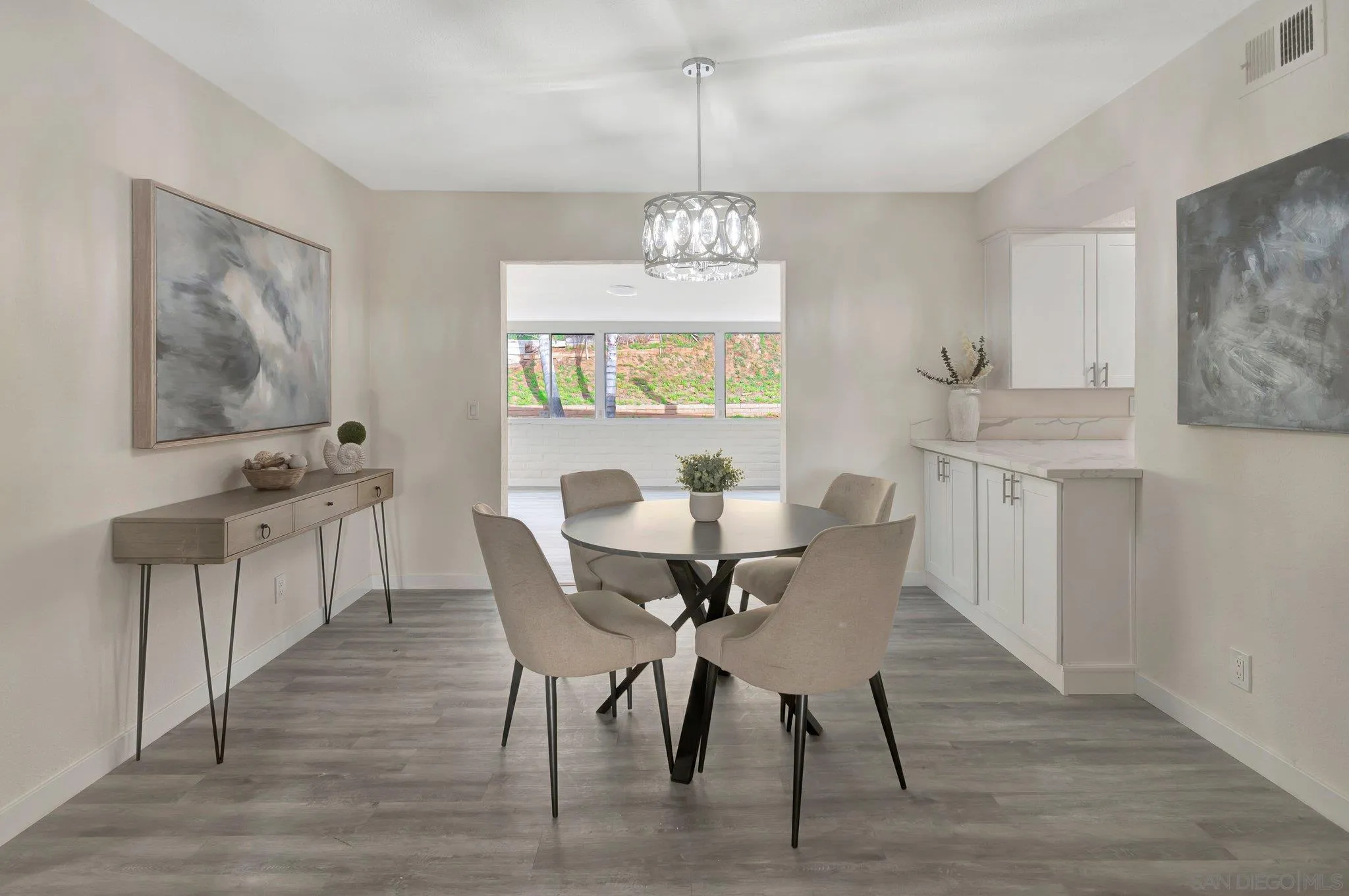 https://cdn.realtyfeed.com/cdn/127/250042624/3cff26d12c309d5e03179ef49df06c33.webp