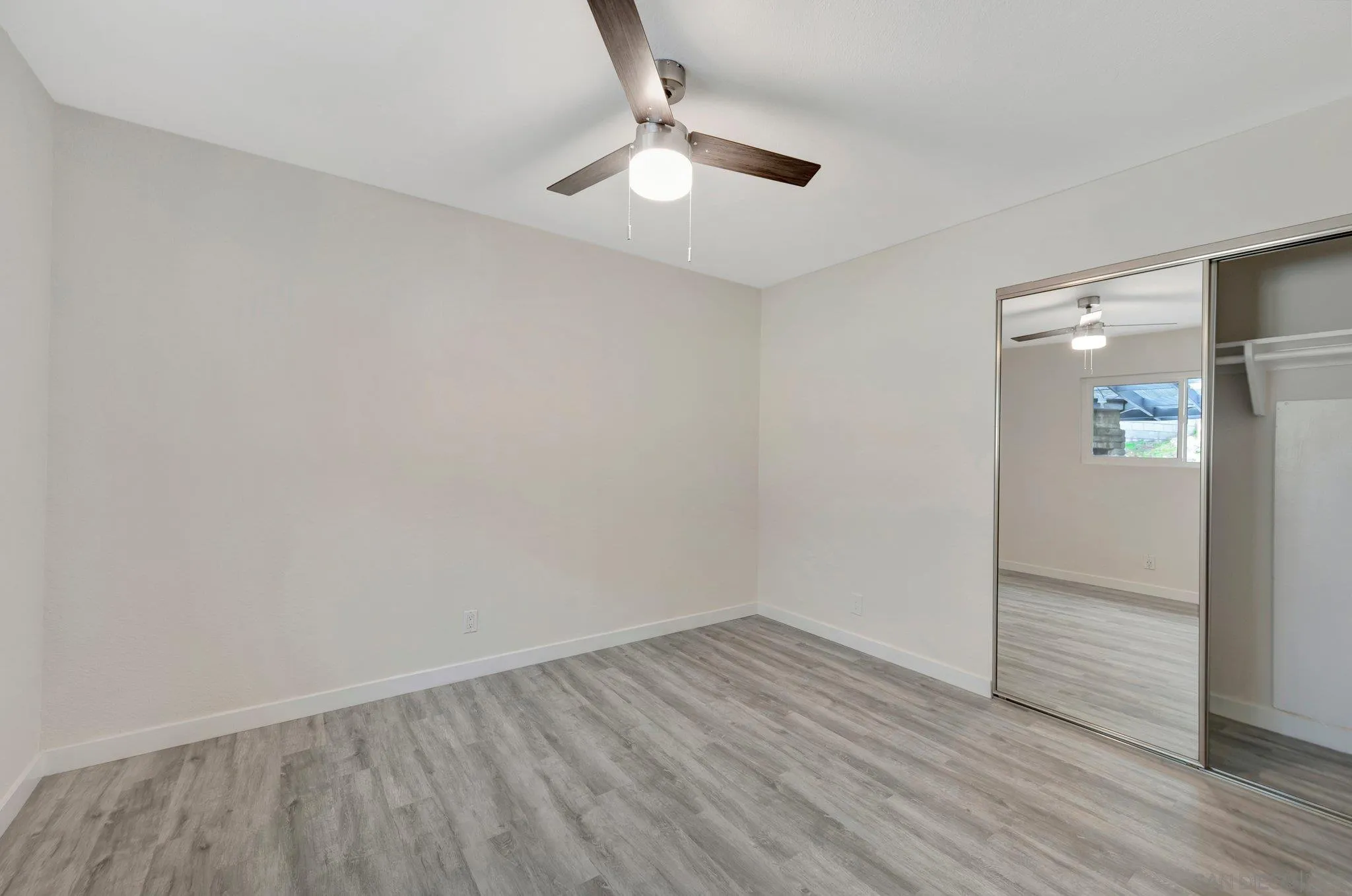 https://cdn.realtyfeed.com/cdn/127/250042624/af87402d5f16eefef22dc56885035790.webp