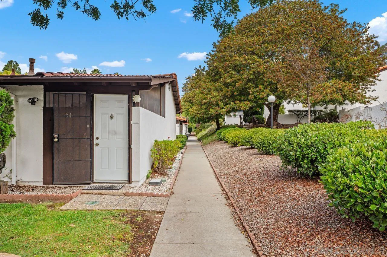 Photo #36: 250042642 Listing: Photo #36