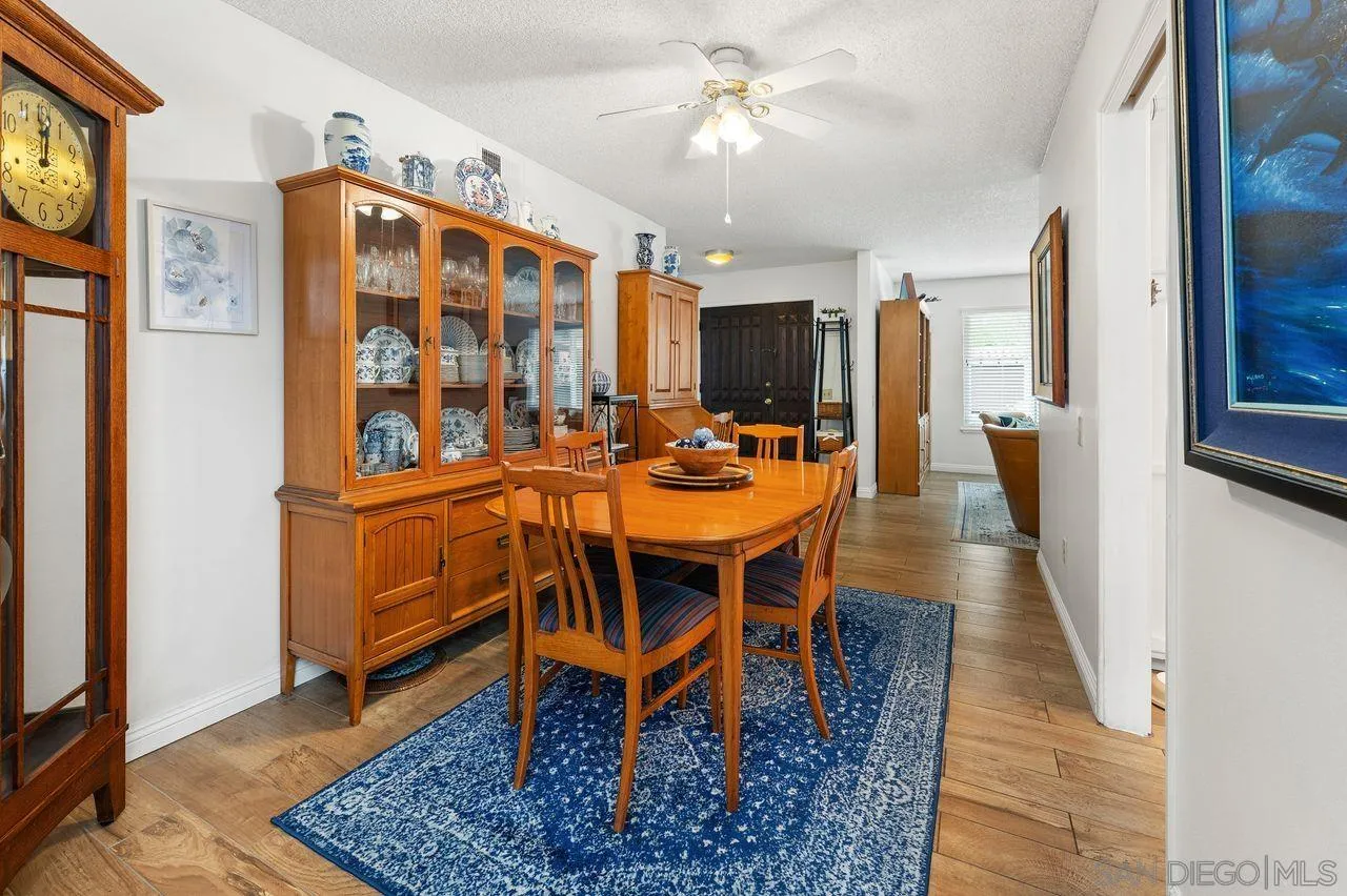 Photo #12: 250042642 Listing: Photo #12