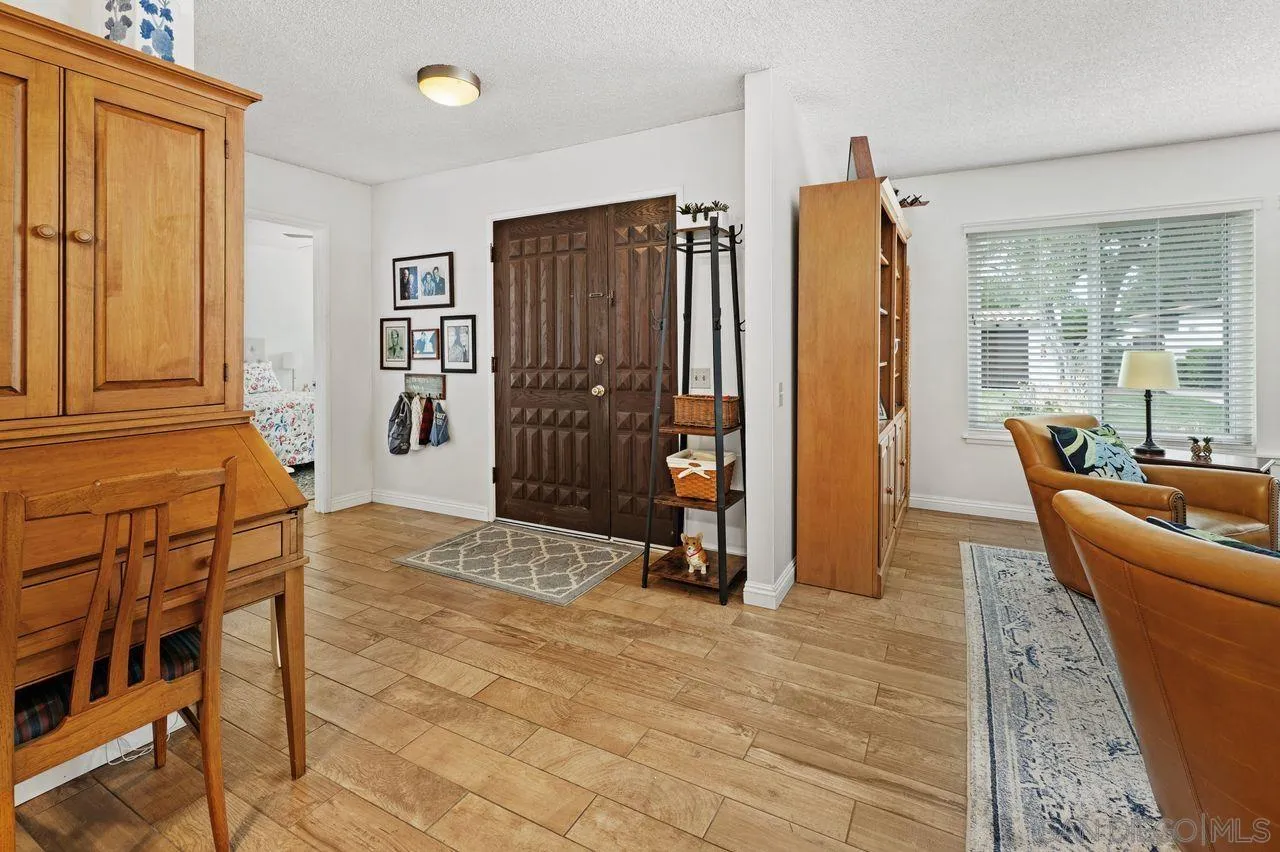 Photo #13: 250042642 Listing: Photo #13