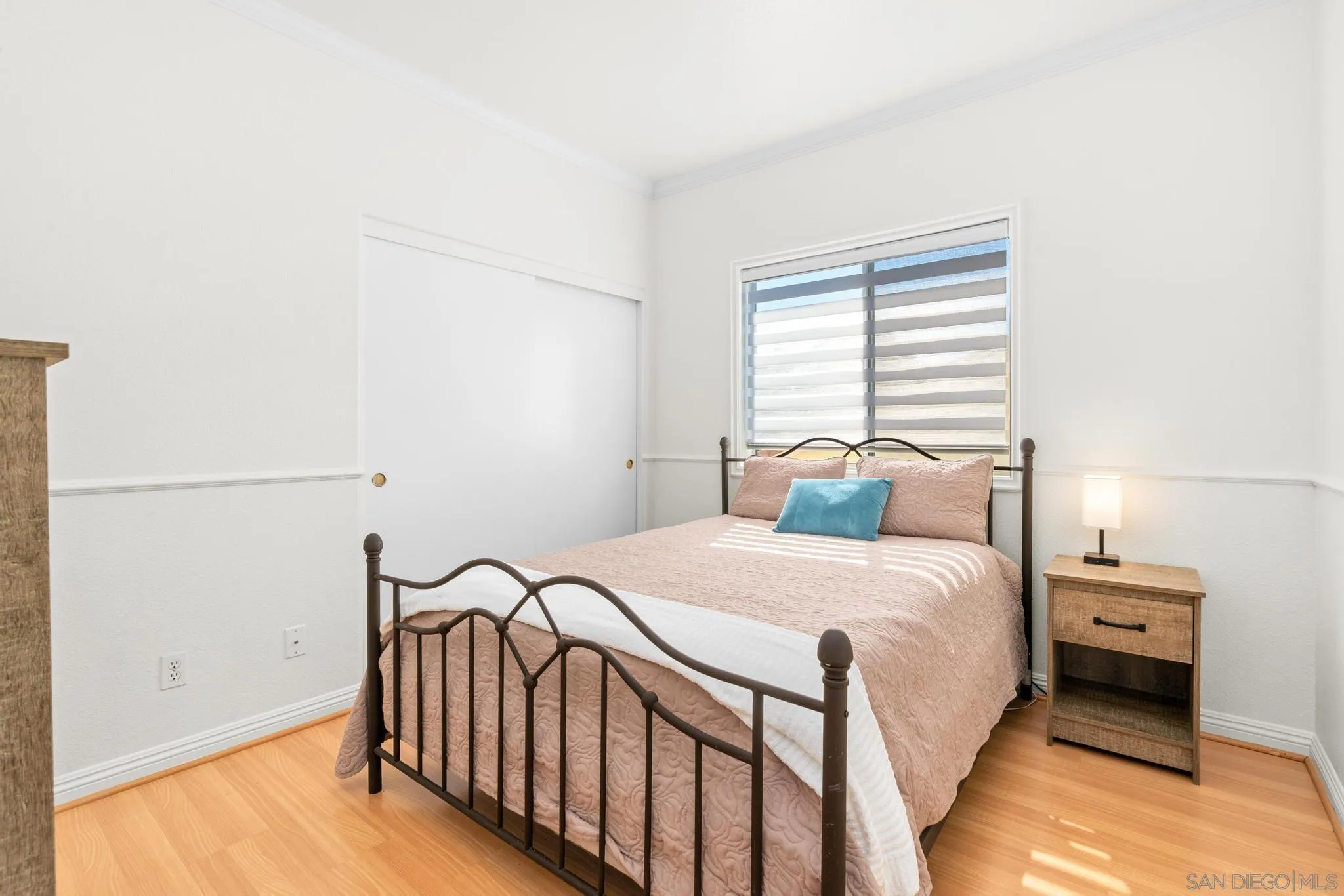 https://cdn.realtyfeed.com/cdn/127/250042645/33344561b9cca2a982d0a5964b4f9995.webp