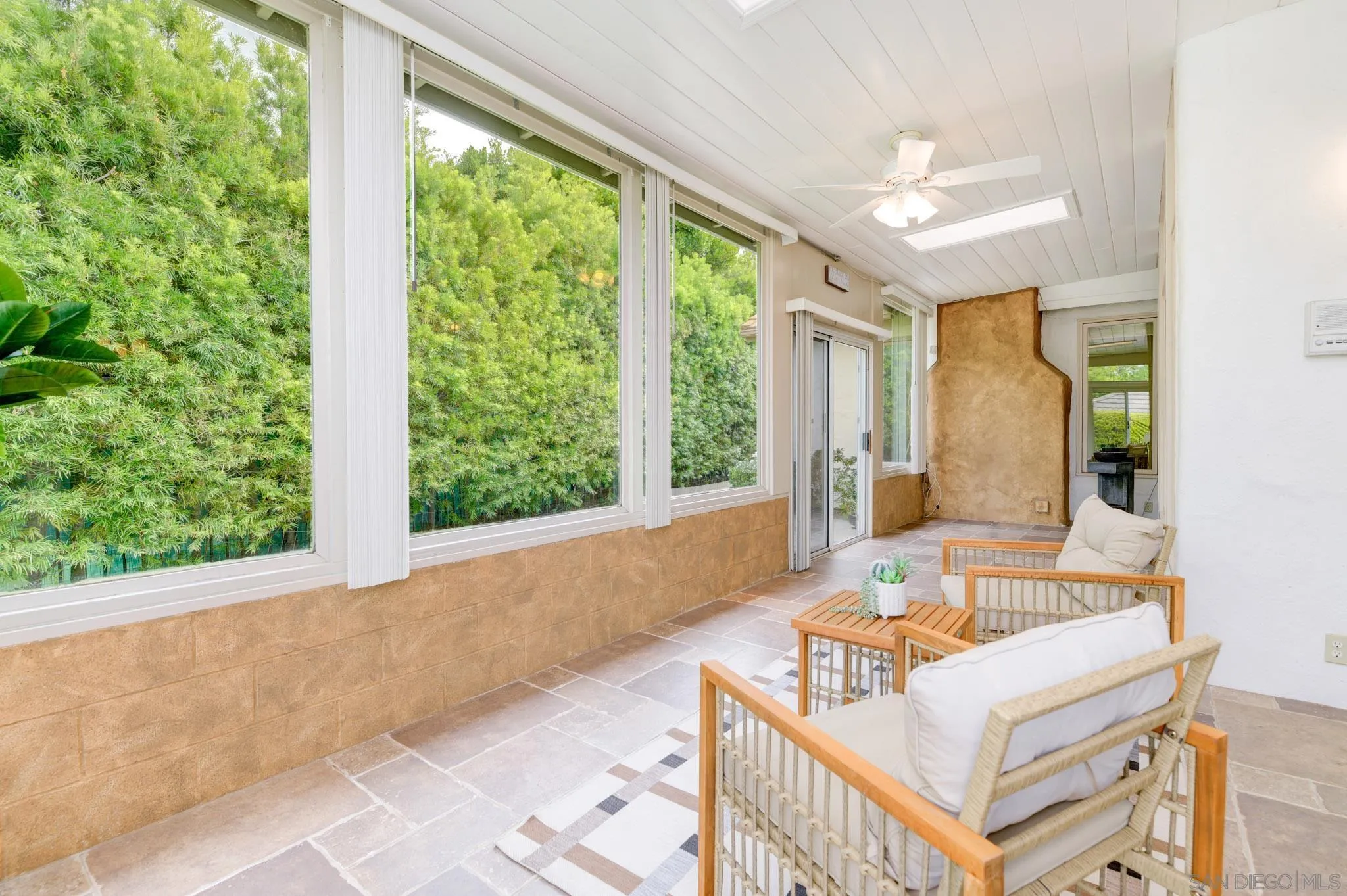 https://cdn.realtyfeed.com/cdn/127/250042653/4fb697a1ca2589146f9624a4521455d0.webp