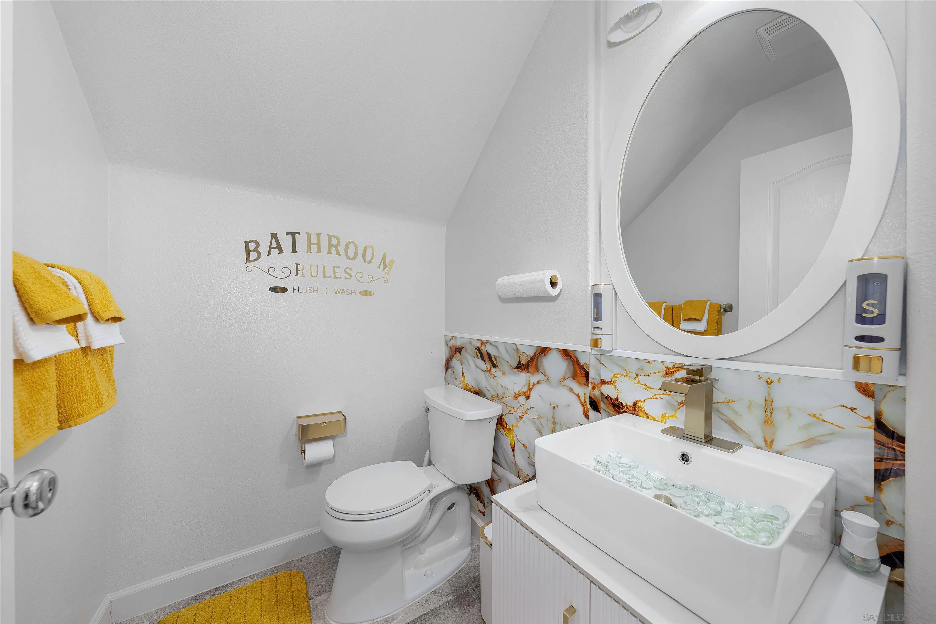 https://cdn.realtyfeed.com/cdn/127/250042657/e4a53539d203a324da903220c4896bea.webp