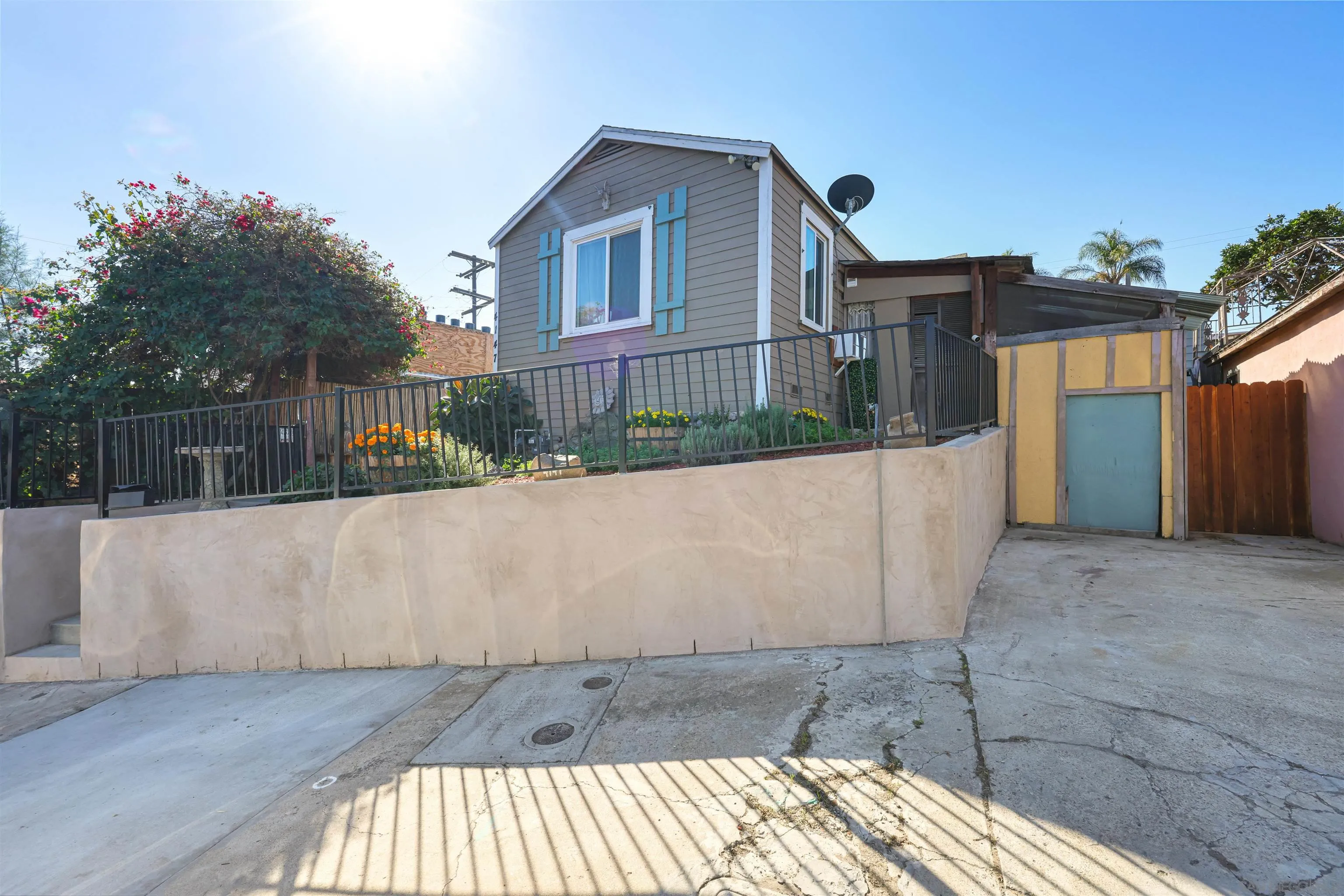 https://cdn.realtyfeed.com/cdn/127/250042658/197f2d00b3a9990a3cd4475d247461d1.webp