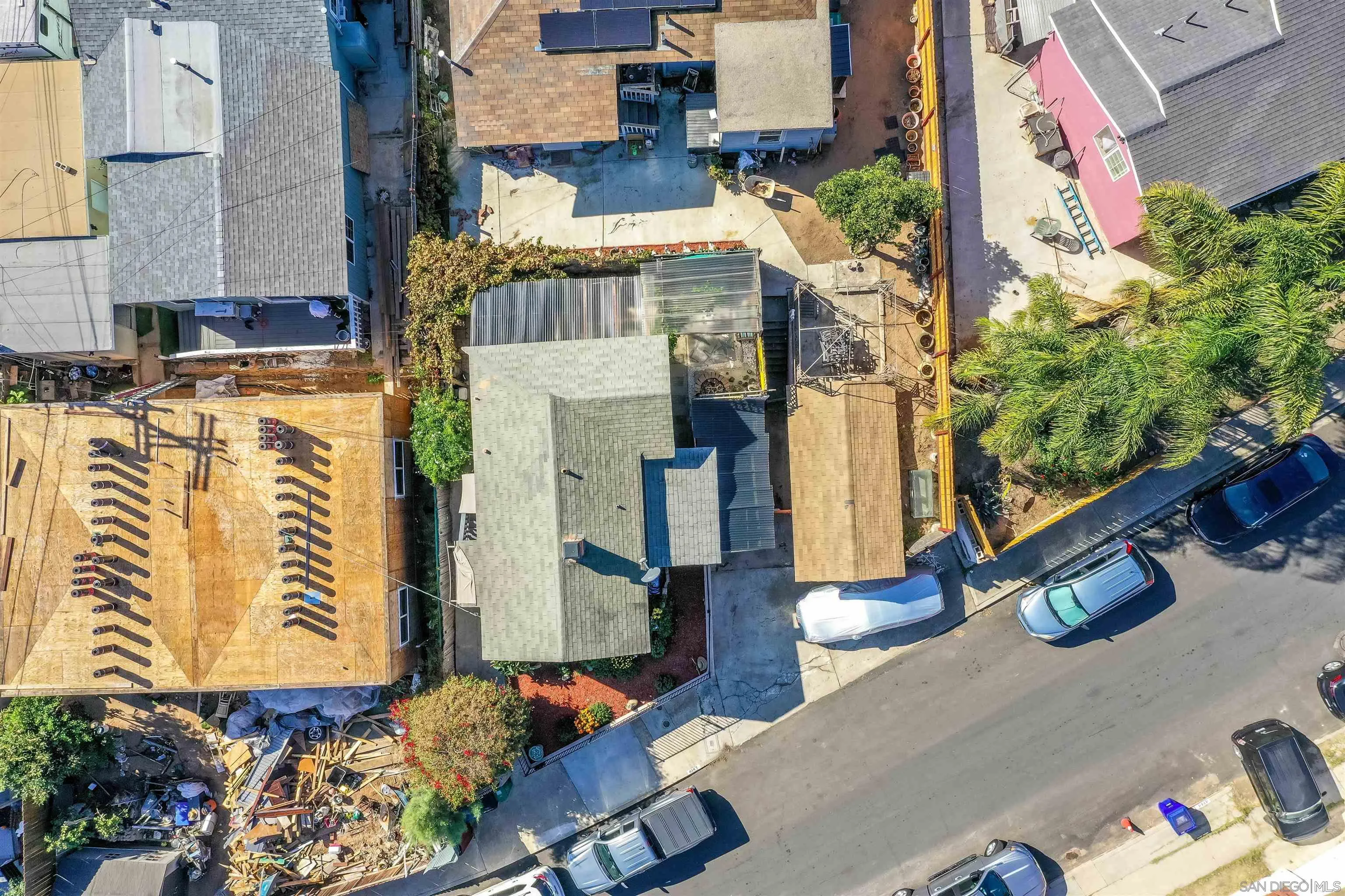 https://cdn.realtyfeed.com/cdn/127/250042658/1fe71163ce750fca3db896e613698048.webp