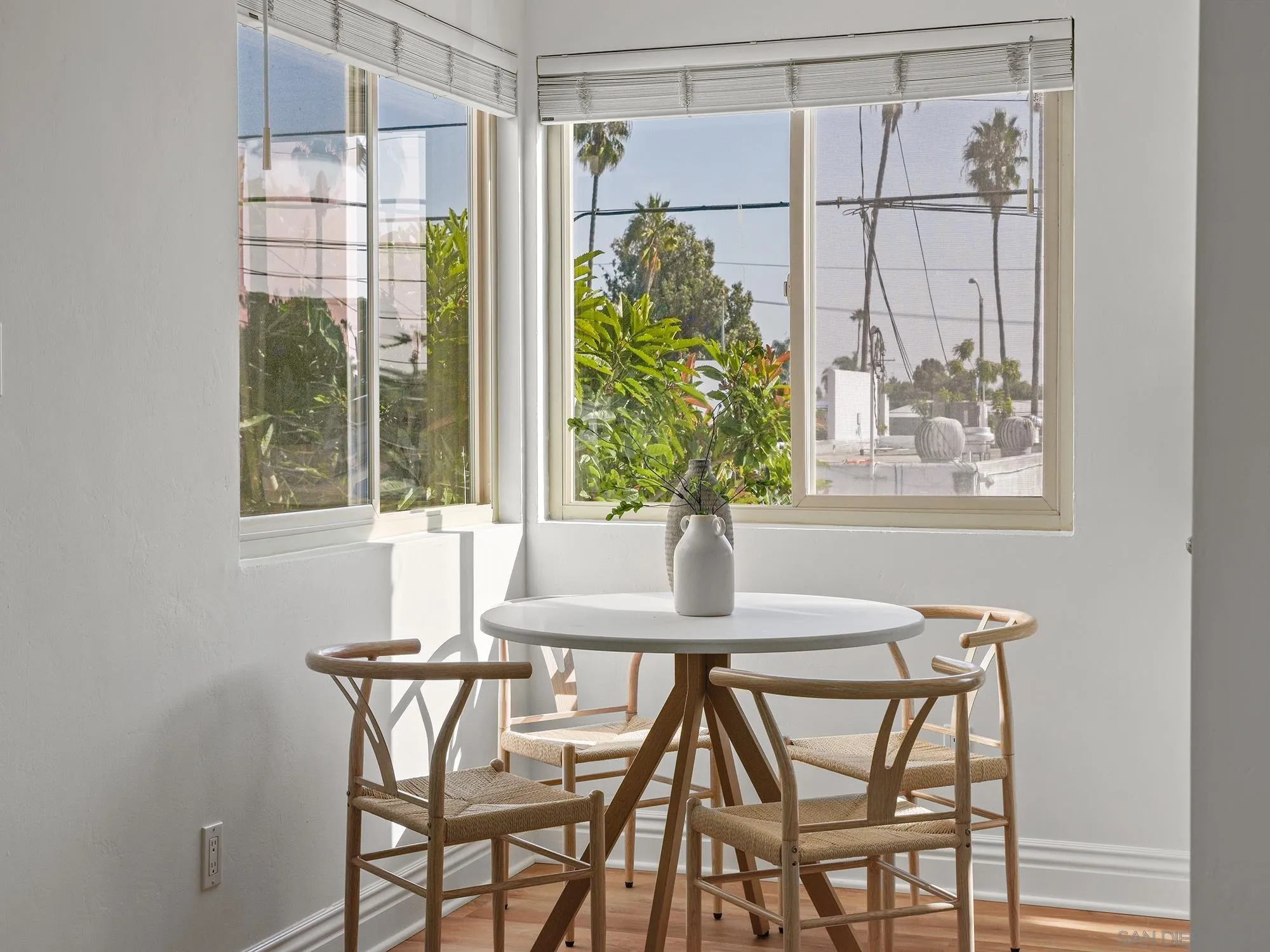 https://cdn.realtyfeed.com/cdn/127/250042661/5e6398c42fa467bd023825cf0078d968.webp