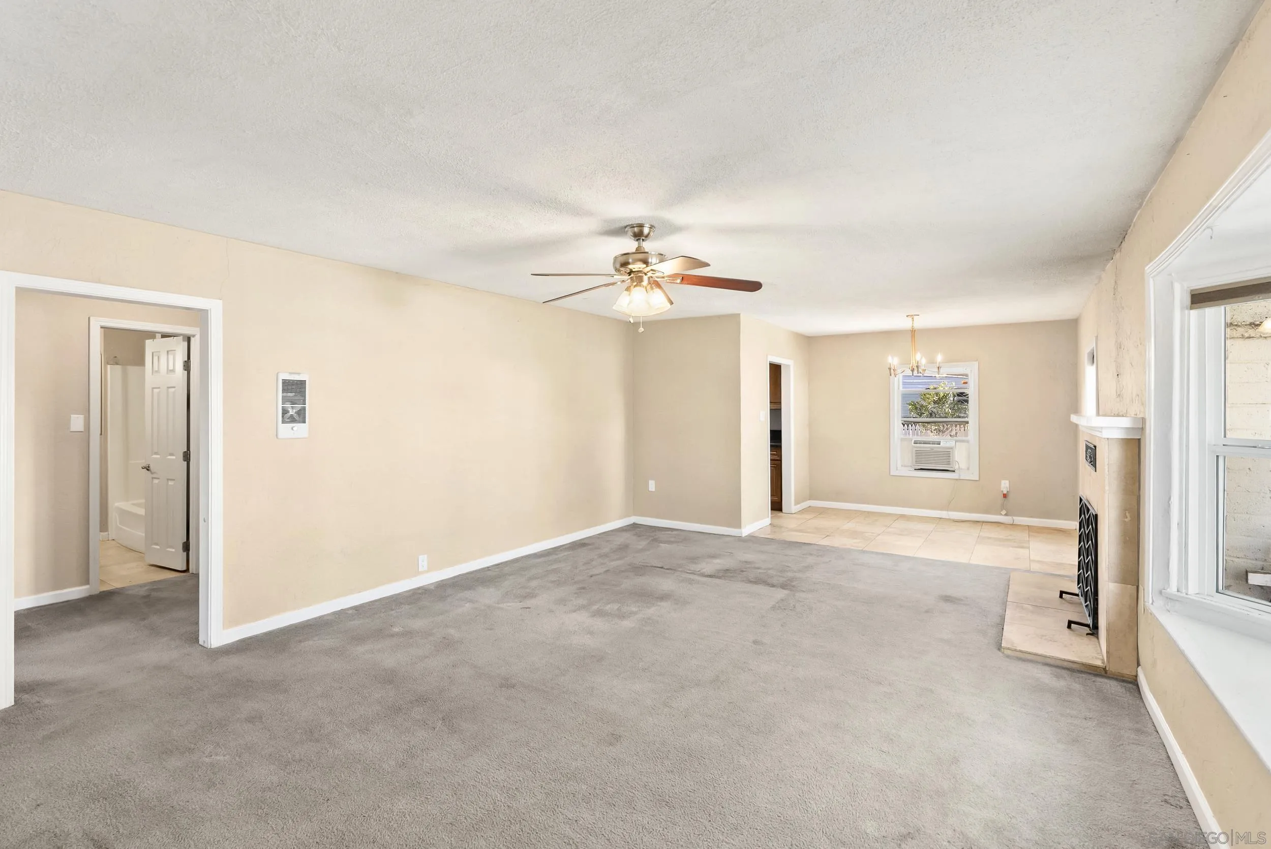 https://cdn.realtyfeed.com/cdn/127/250042668/659b644786412560050ee4422ee85b80.webp