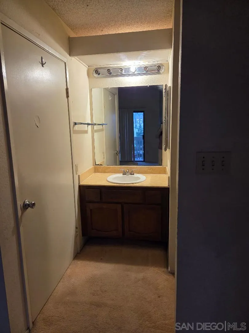 https://cdn.realtyfeed.com/cdn/127/250042669/d1eb3cec4a7aa0dafdfb266cf65718e8.webp