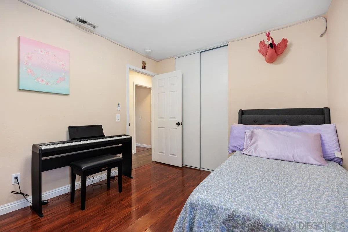 https://cdn.realtyfeed.com/cdn/127/250042673/a06f41783f67be6eacdd9ab72100faaa.webp