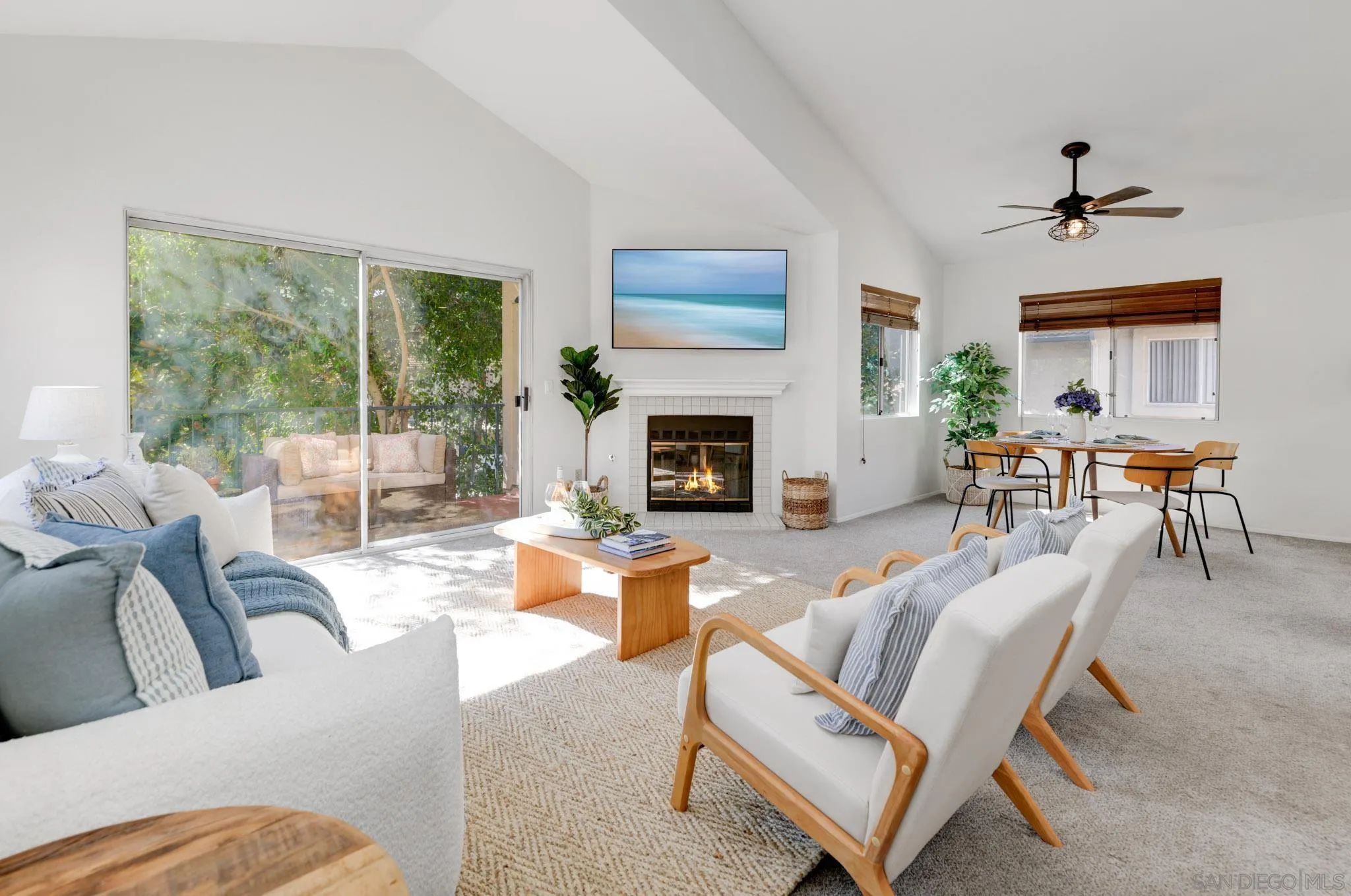 Photo #3: 250042677 Listing: Photo #3