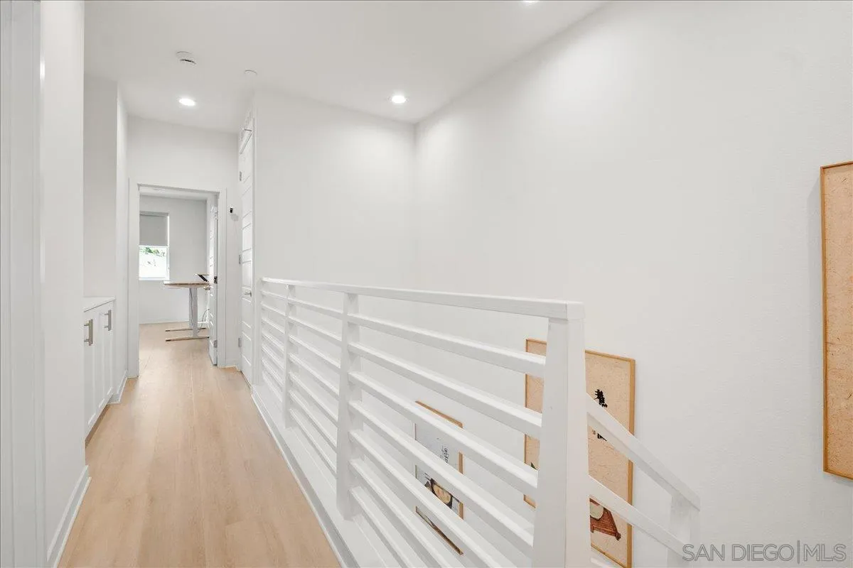 Photo #8: 250042679 Listing: Photo #8