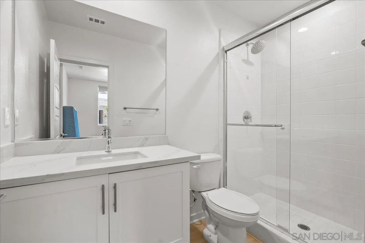 Photo #15: 250042679 Listing: Photo #15