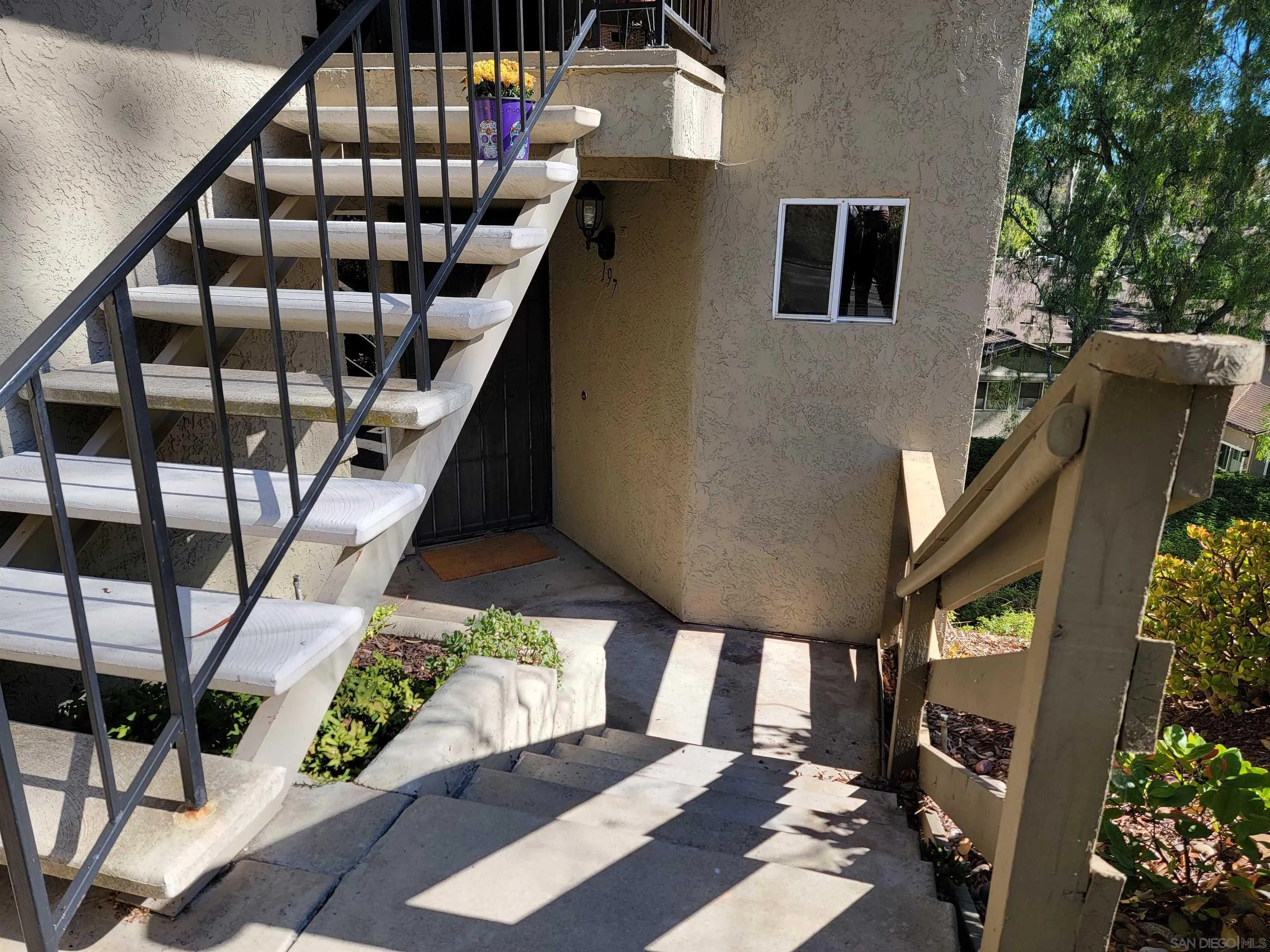 https://cdn.realtyfeed.com/cdn/127/250042681/4317af874b990bb52924ecfe50857e2c.webp