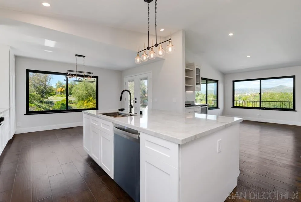 https://cdn.realtyfeed.com/cdn/127/250042694/66455def1831a0aaa900549166055908.webp