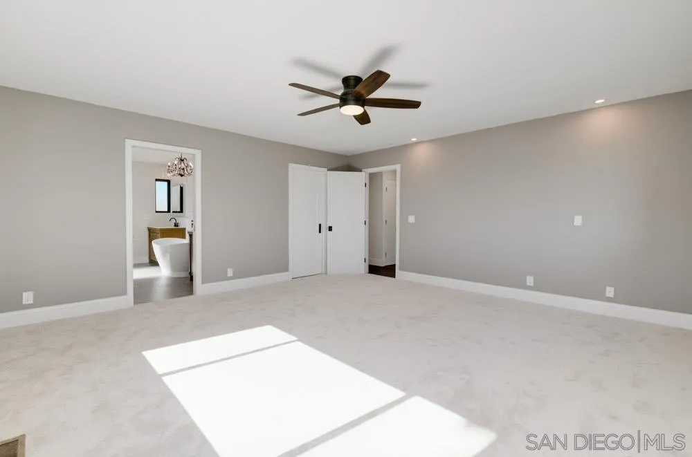 https://cdn.realtyfeed.com/cdn/127/250042694/b7476ecb5d80e32ff6295179ceae2c0a.webp