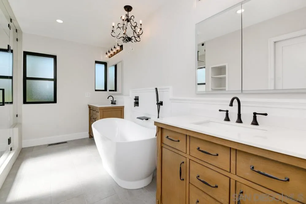 https://cdn.realtyfeed.com/cdn/127/250042694/e199379c0a89ce18ae46d13d10178de2.webp