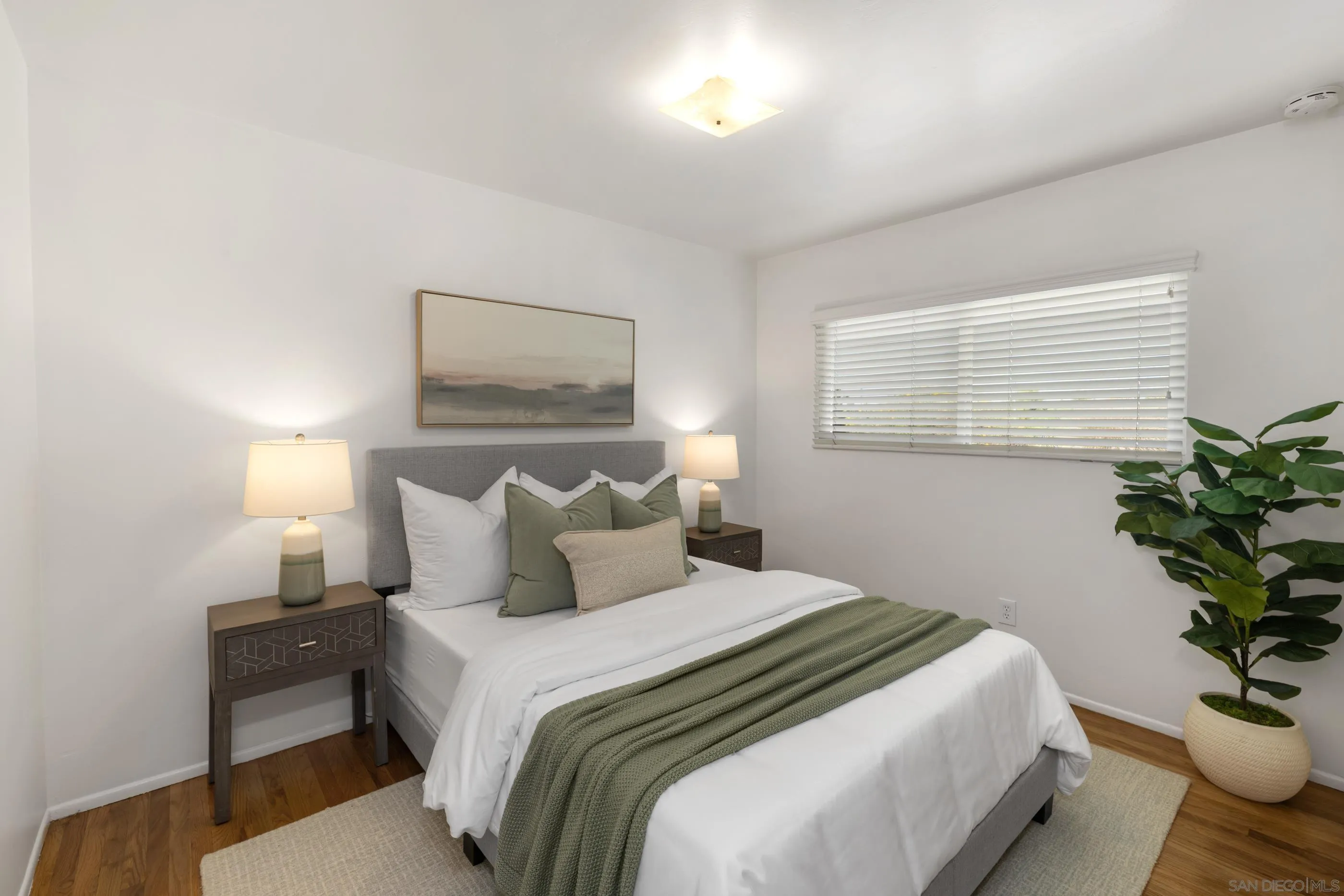 https://cdn.realtyfeed.com/cdn/127/250042704/156c51c2d29d16526e529e7cdce30206.webp