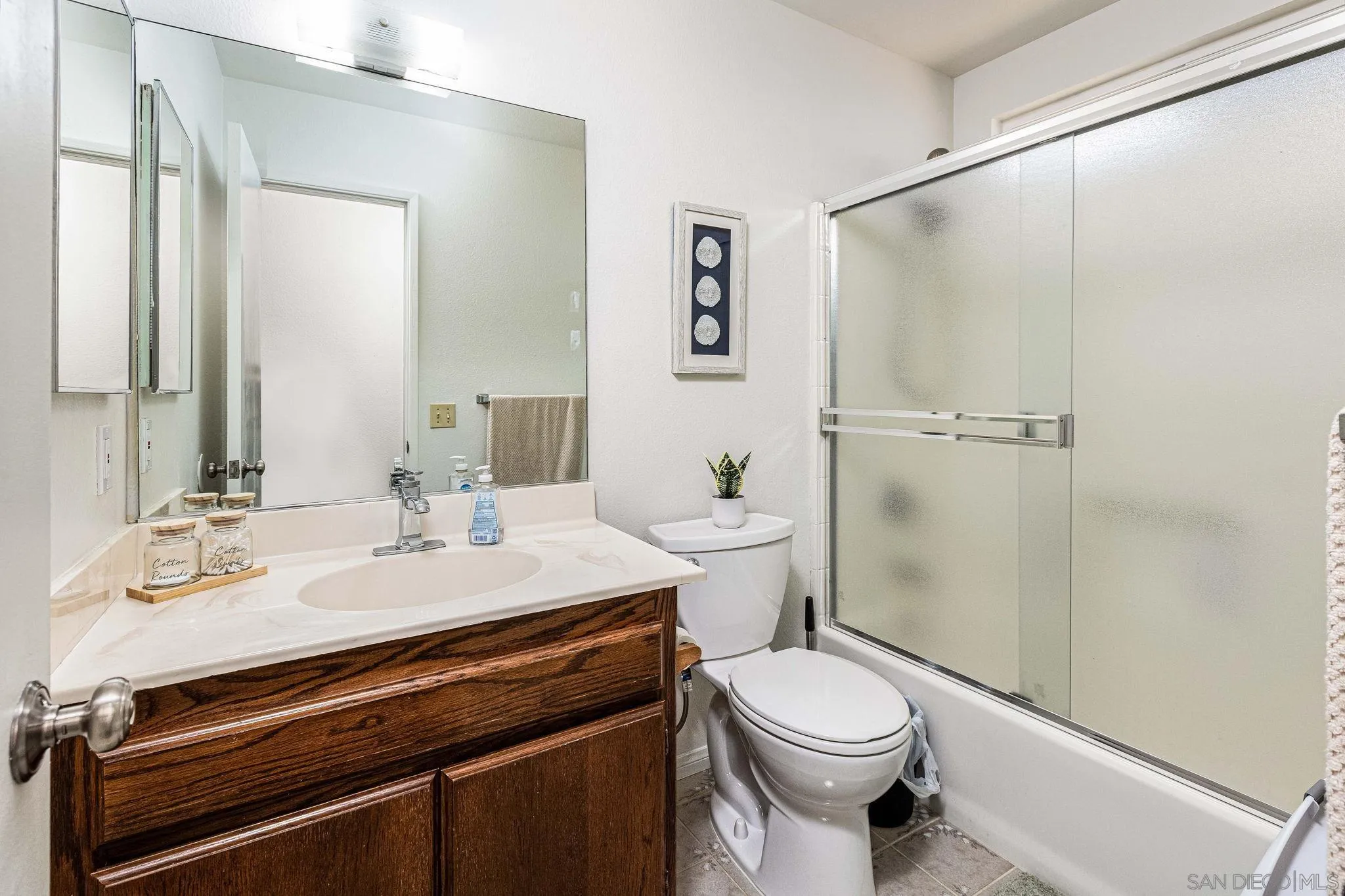 https://cdn.realtyfeed.com/cdn/127/250042718/203605193c41438342b207472cc5f193.webp
