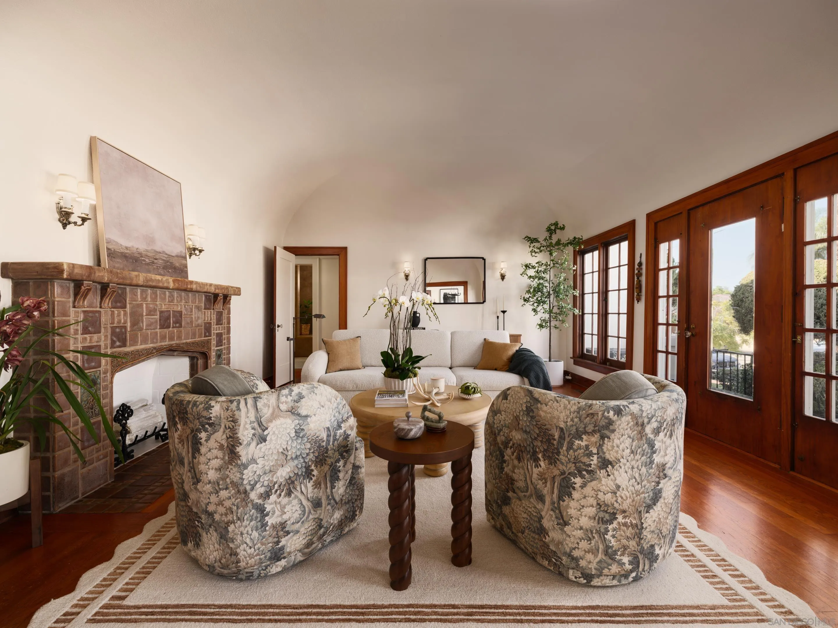 https://cdn.realtyfeed.com/cdn/127/250042722/4a5995d6e413953f3851638308768195.webp