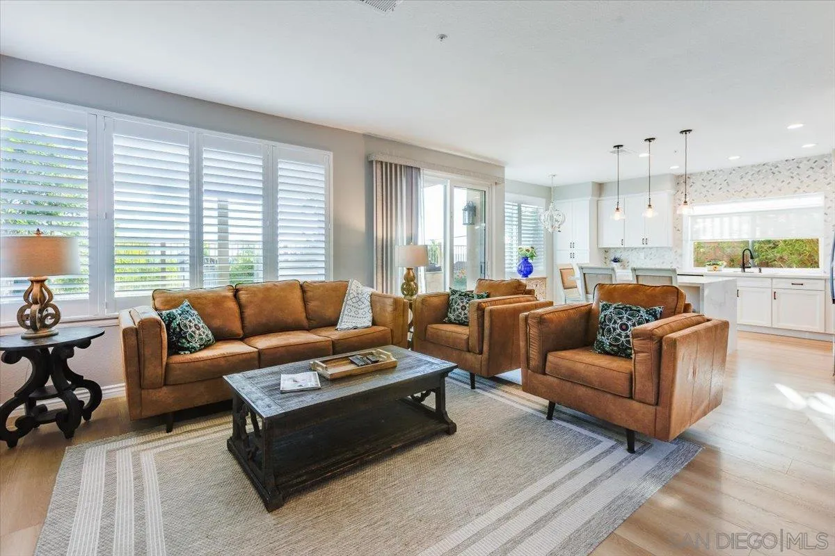 https://cdn.realtyfeed.com/cdn/127/250042725/ee0297752f487ff944ceb115a03b1611.webp