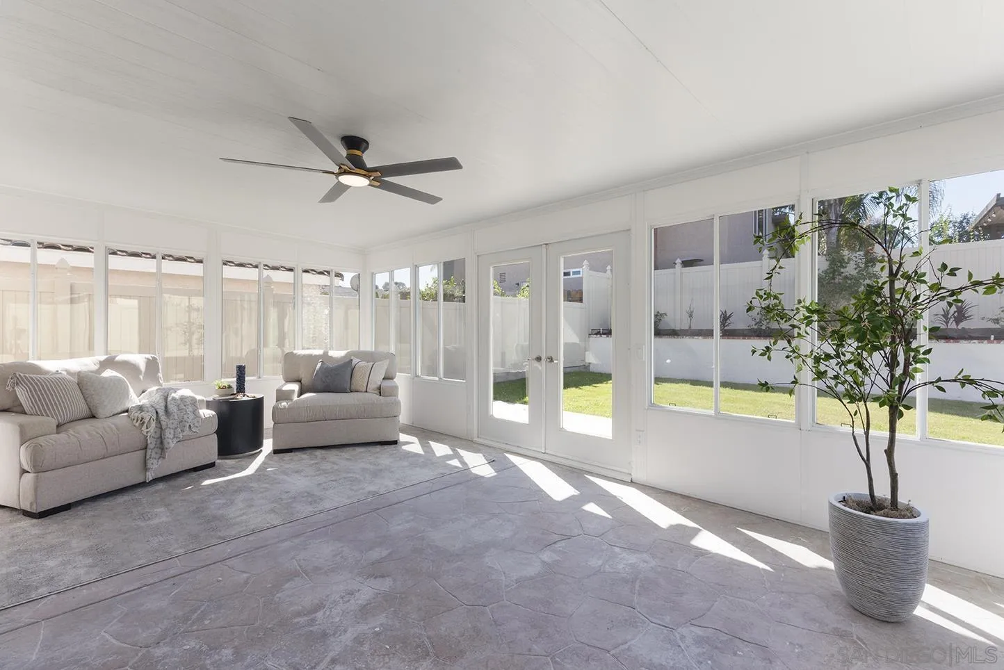 https://cdn.realtyfeed.com/cdn/127/250042730/6671d274a778fa2992b110b3109f1683.webp