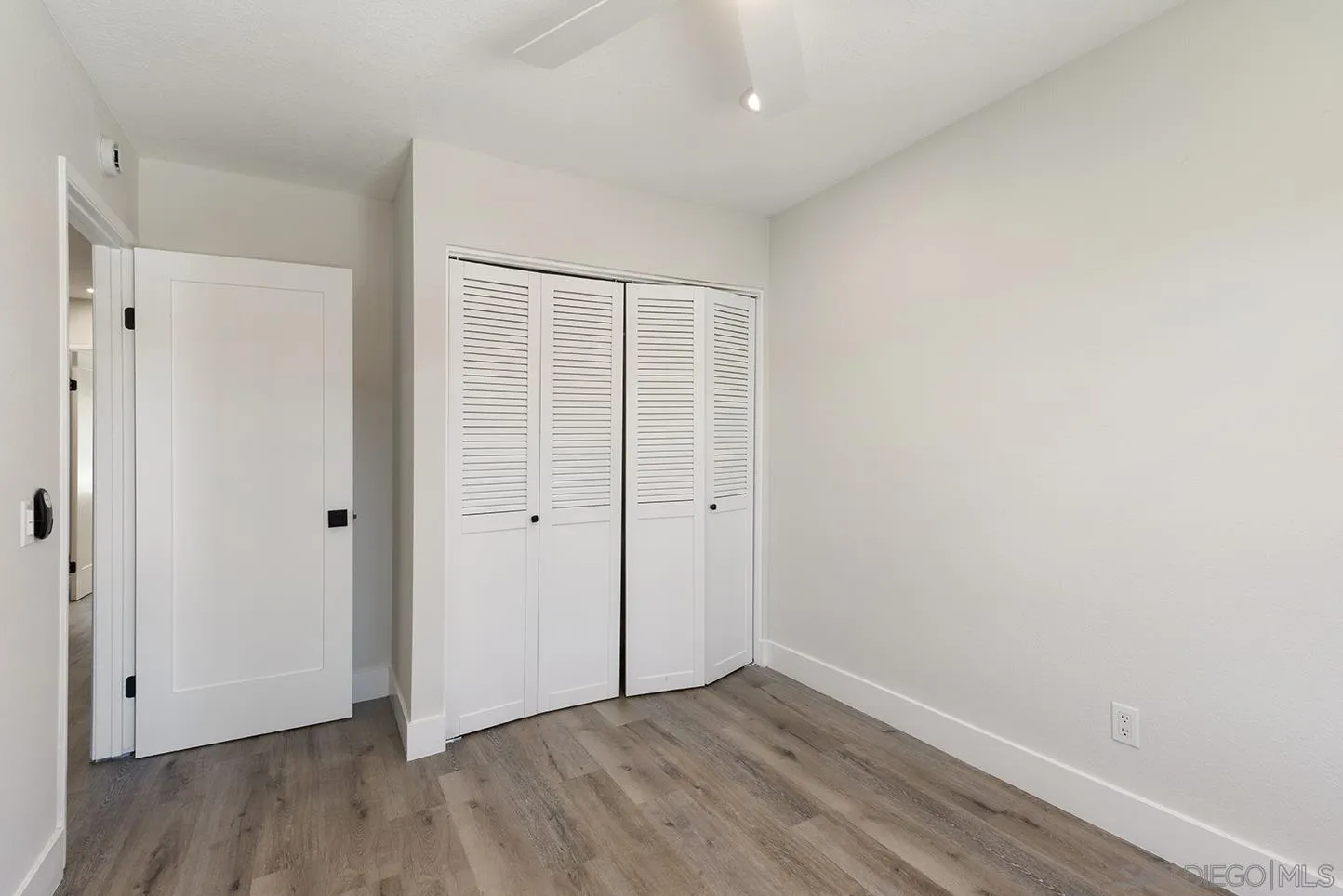 https://cdn.realtyfeed.com/cdn/127/250042730/f55c1b7f13355bb1faed211232446725.webp