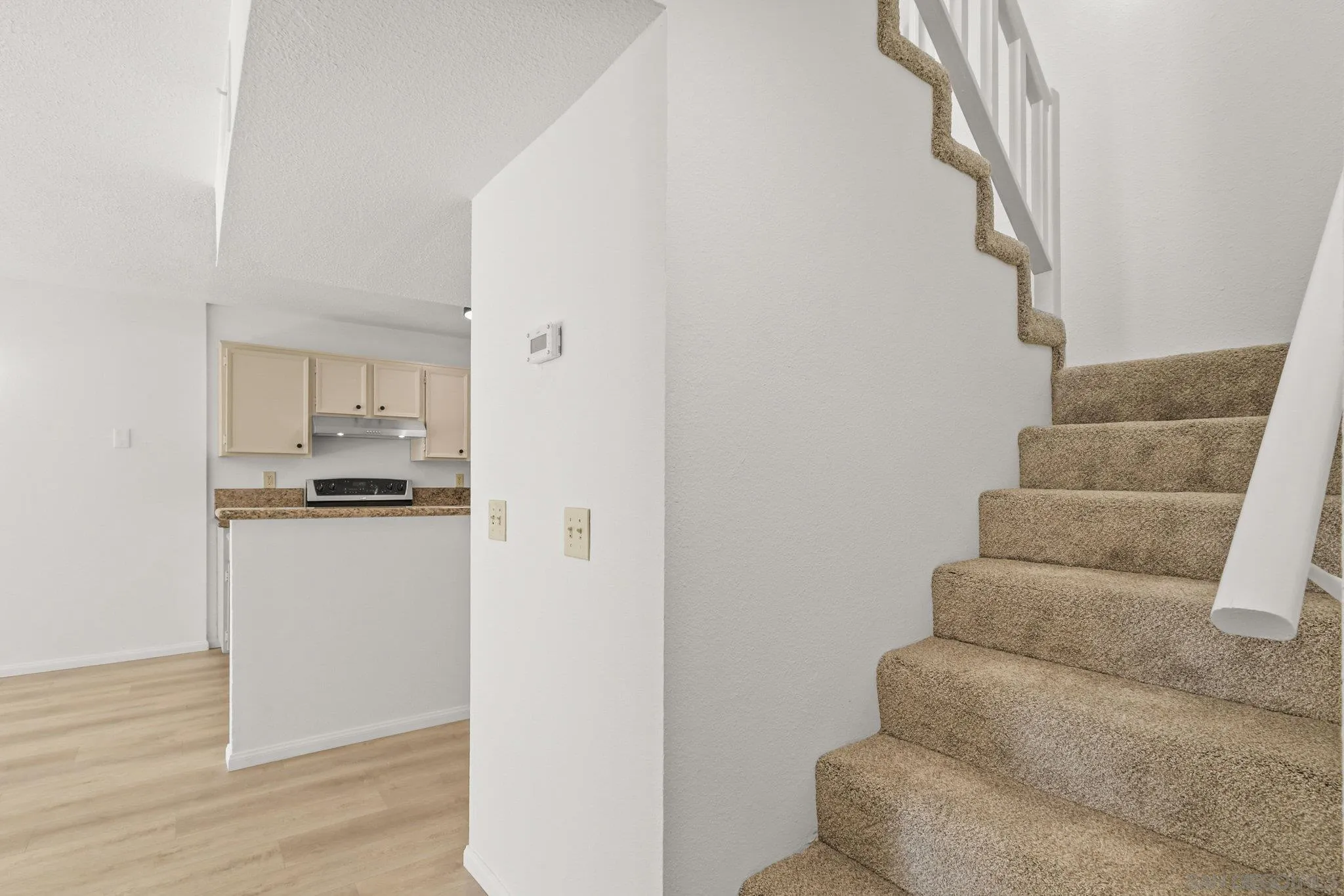 Photo #19: 250042736 Listing: Photo #19