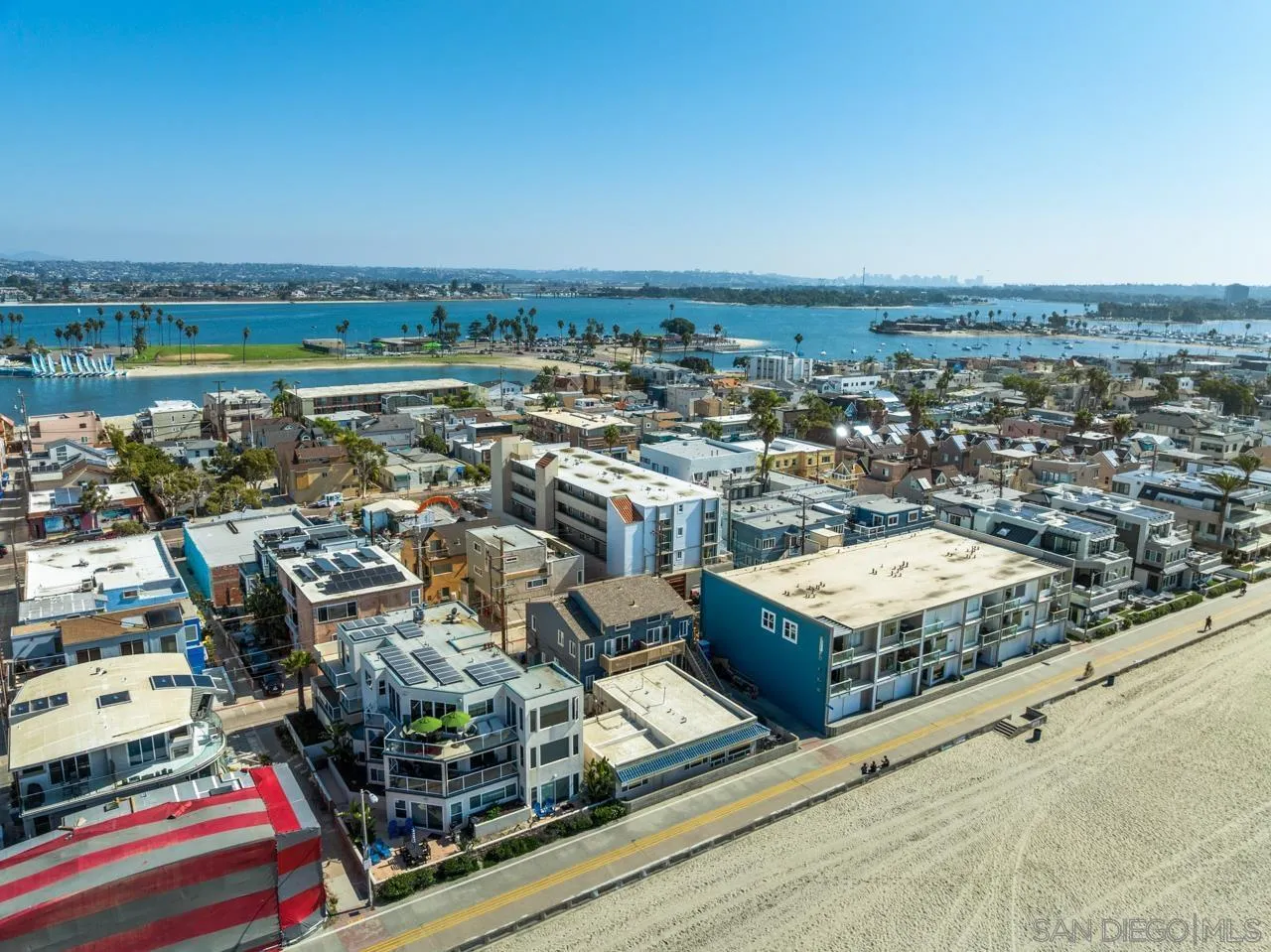 https://cdn.realtyfeed.com/cdn/127/250042741/d66038ebb992308e62040e9886879498.webp
