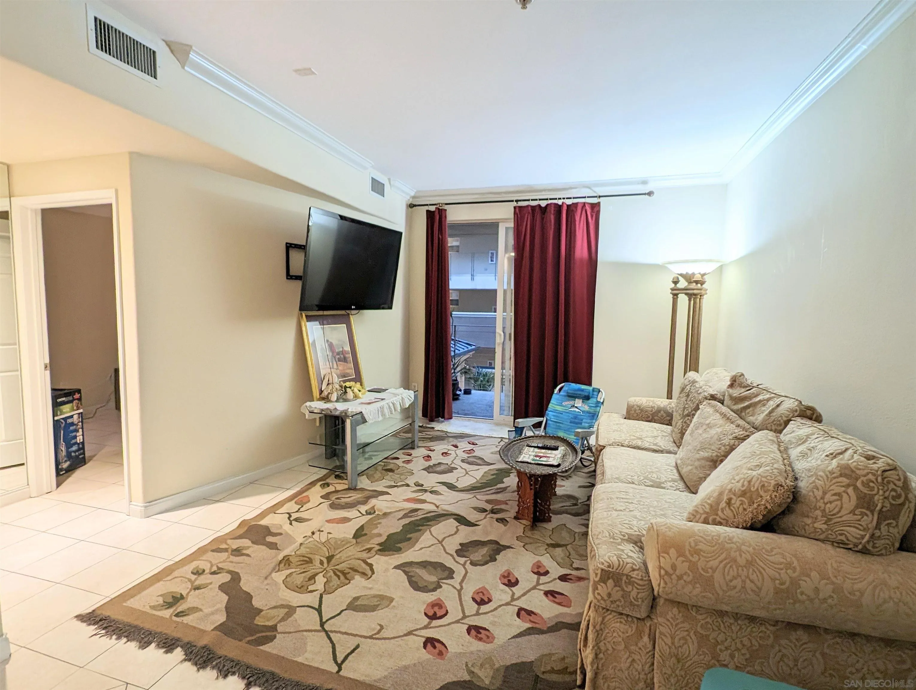 Photo #4: 250042752 Listing: Photo #4