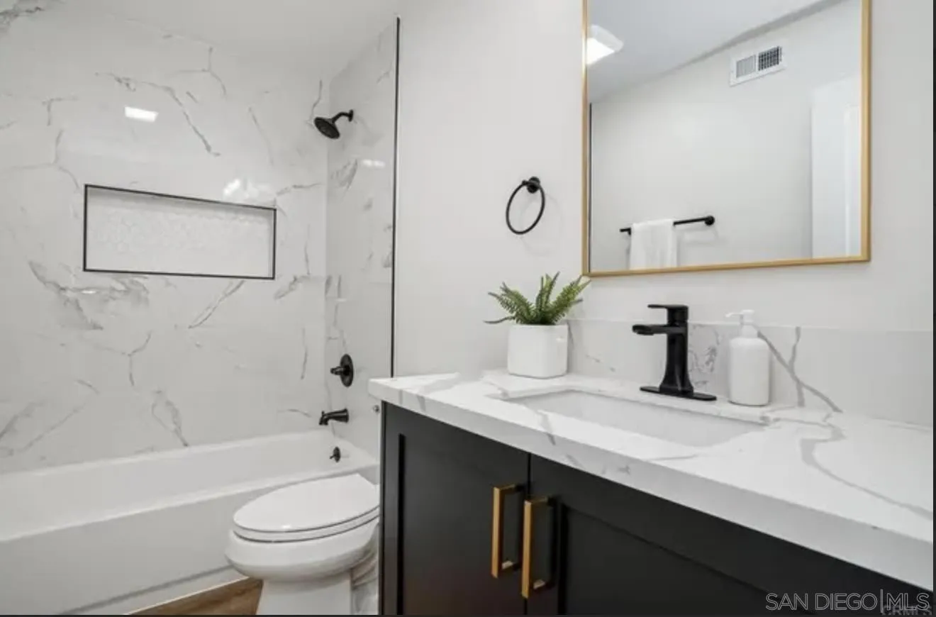 https://cdn.realtyfeed.com/cdn/127/250042754/8adacc4291ec9d52fd4bf7c139ff6a62.webp