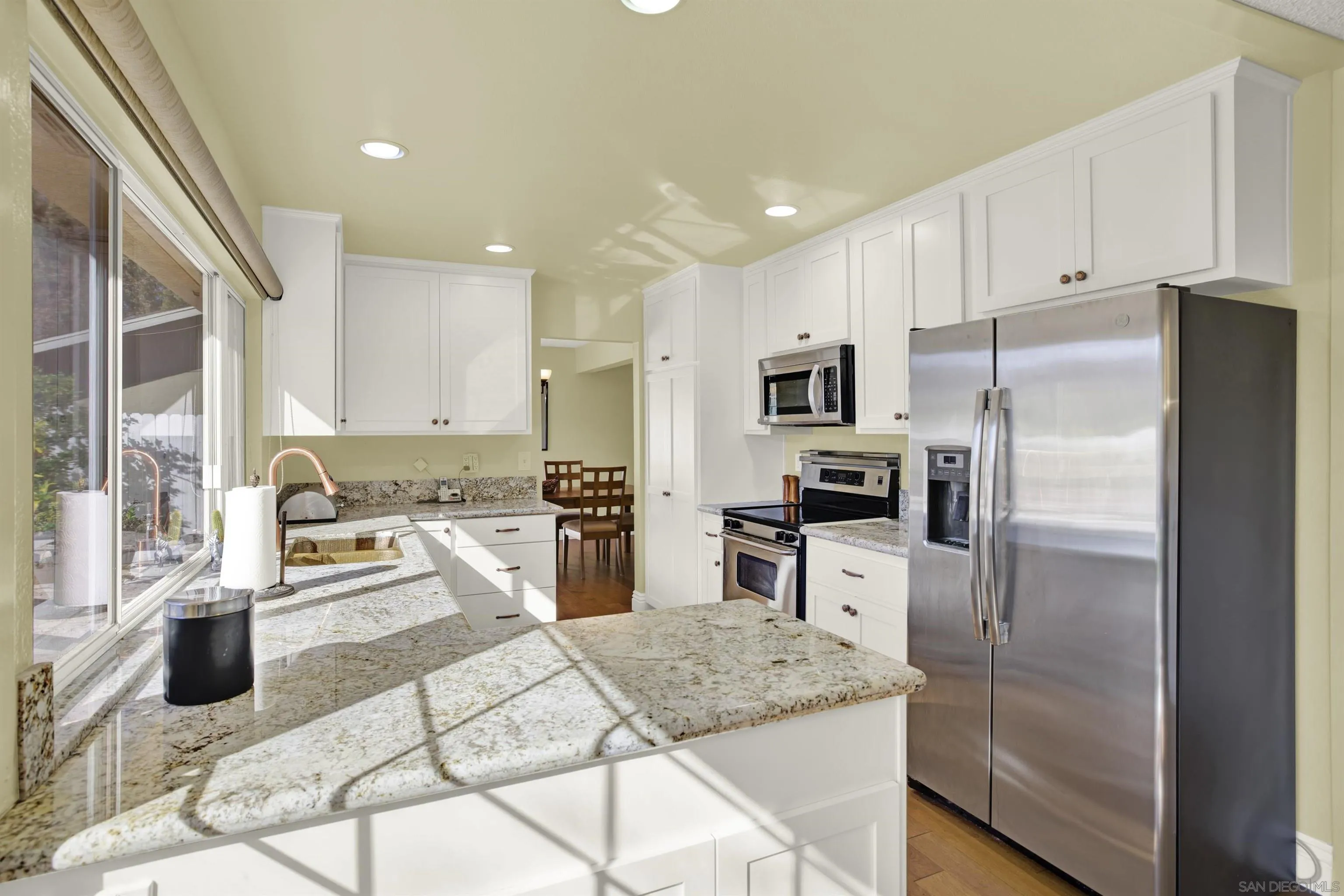 https://cdn.realtyfeed.com/cdn/127/250042779/2e73de760652014517219257c9548c57.webp