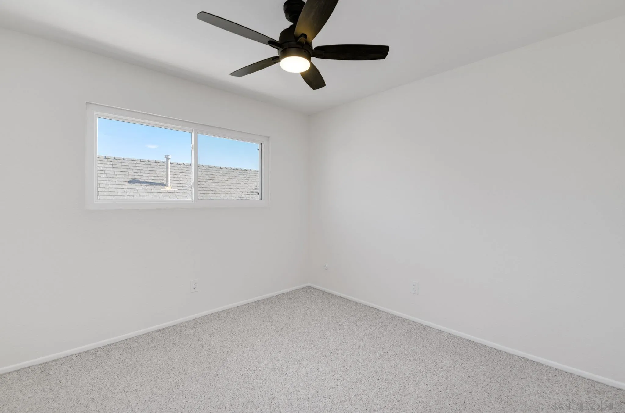 https://cdn.realtyfeed.com/cdn/127/250042781/485af50b0e59410a1b80432a56f53ed4.webp