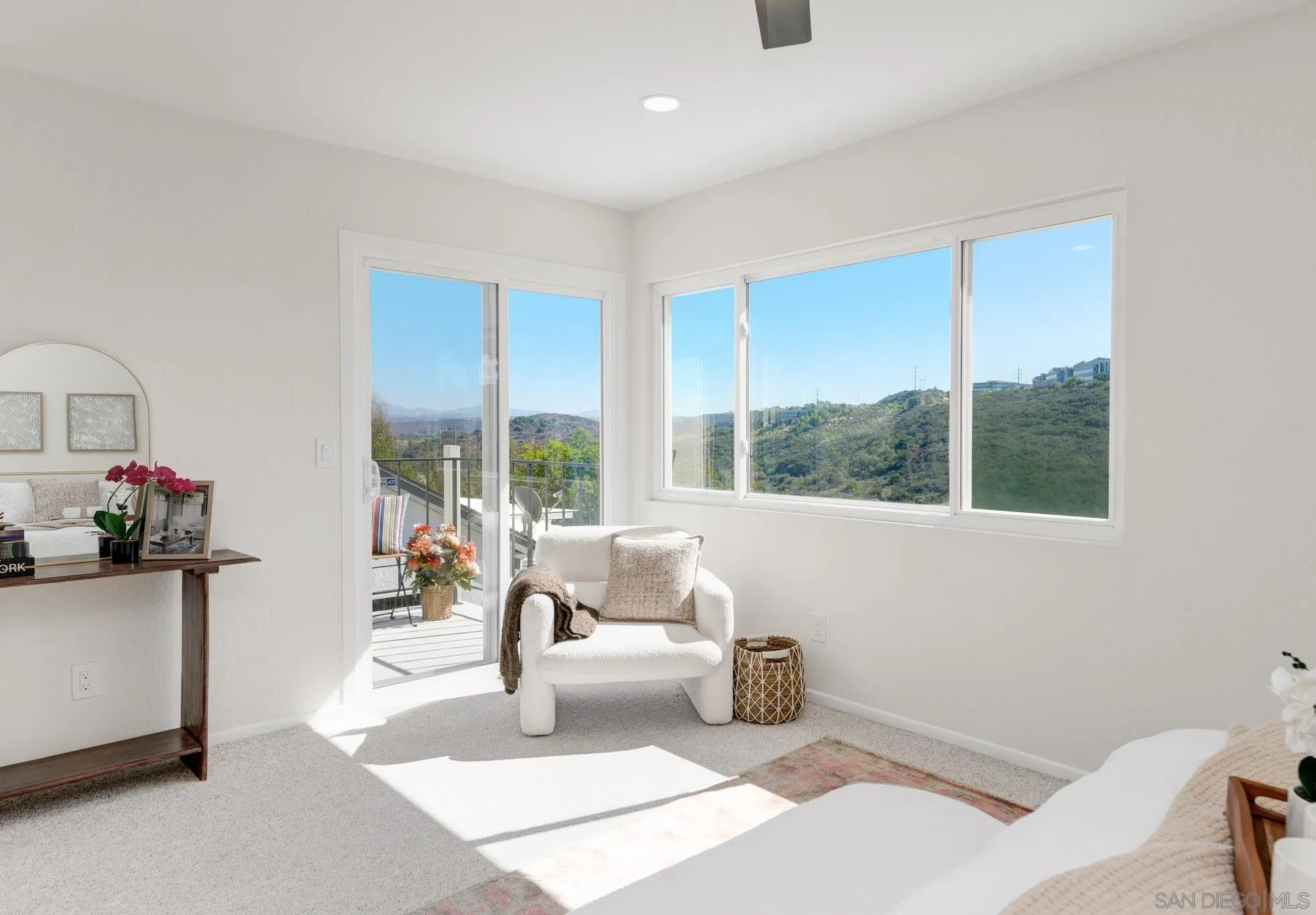 https://cdn.realtyfeed.com/cdn/127/250042781/ca26c3089966418842e3d5708e88396a.webp