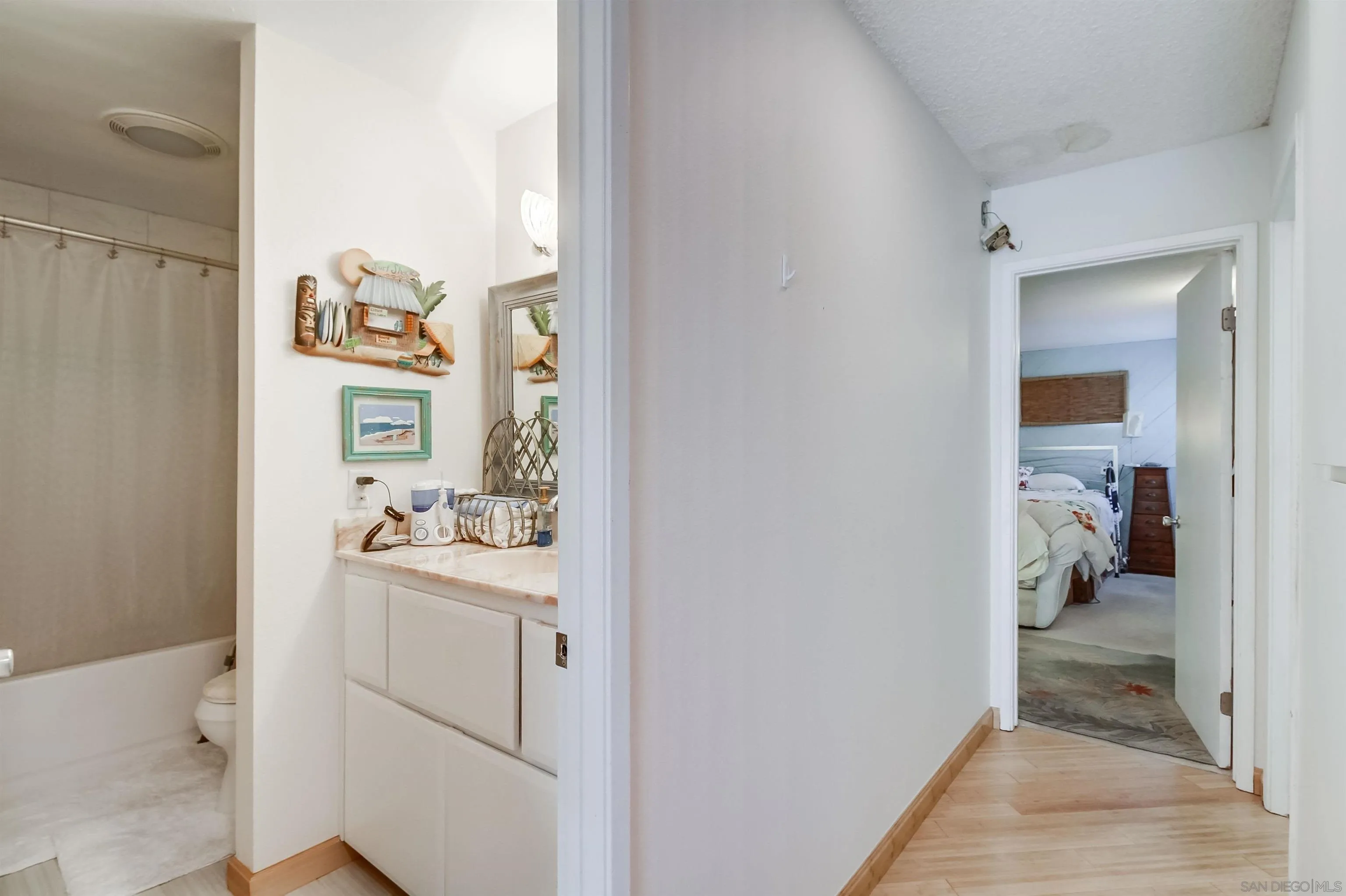 Photo #16: 250042789 Listing: Photo #16