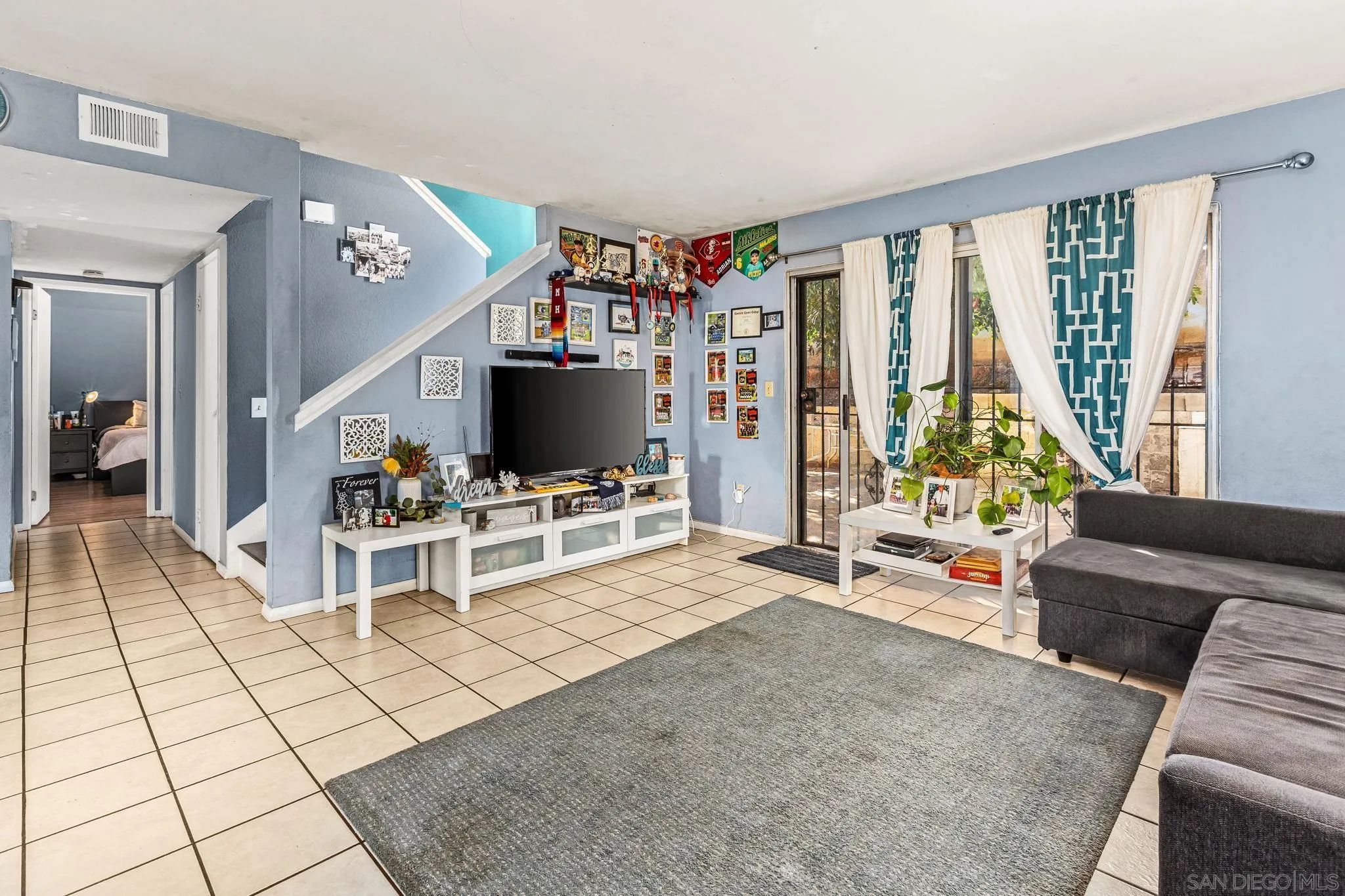 Photo #4: 250042791 Listing: Photo #4