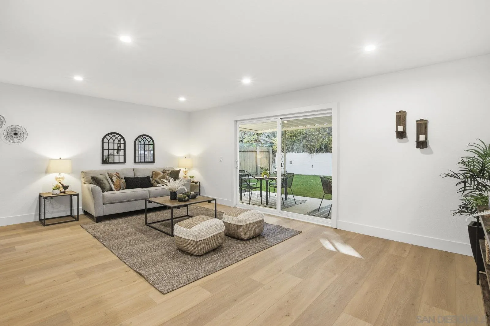 https://cdn.realtyfeed.com/cdn/127/250042793/e0a5804a20f81a06501c367ea7a22747.webp