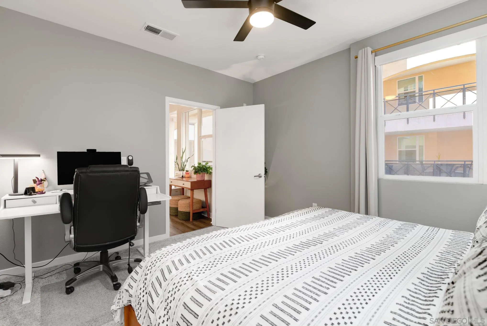 https://cdn.realtyfeed.com/cdn/127/250042800/4d63a0856430d7938fad70f109c72820.webp